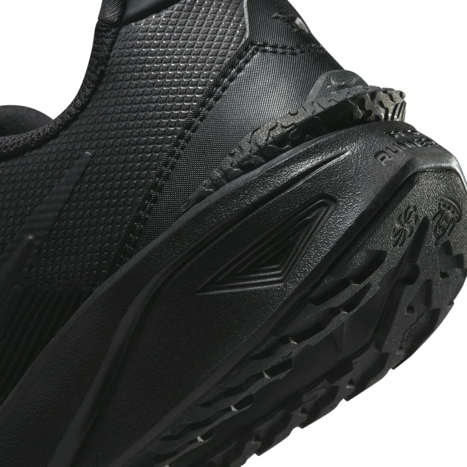 کفش اسپرت روزمره زنانه Nike مدل Star Runner 4 کفش اسپرت روزمره زنانه Nike مدل Star Runner 4