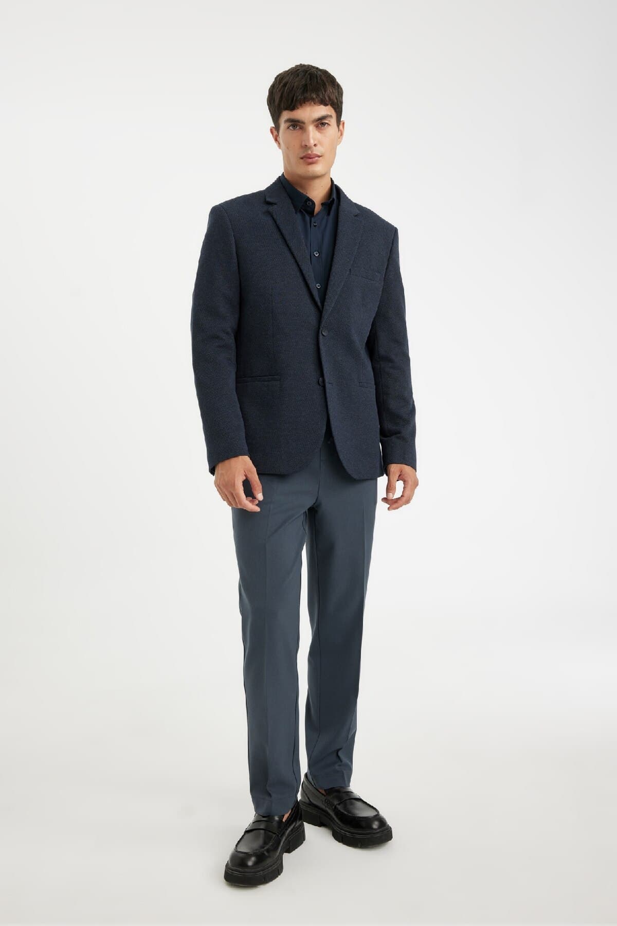 کت بلیزر مردانه Defacto Slim Fit آستری دکمهدار مدل N0503az24au کت بلیزر مردانه Defacto Slim Fit آستری دکمهدار مدل N0503az24au