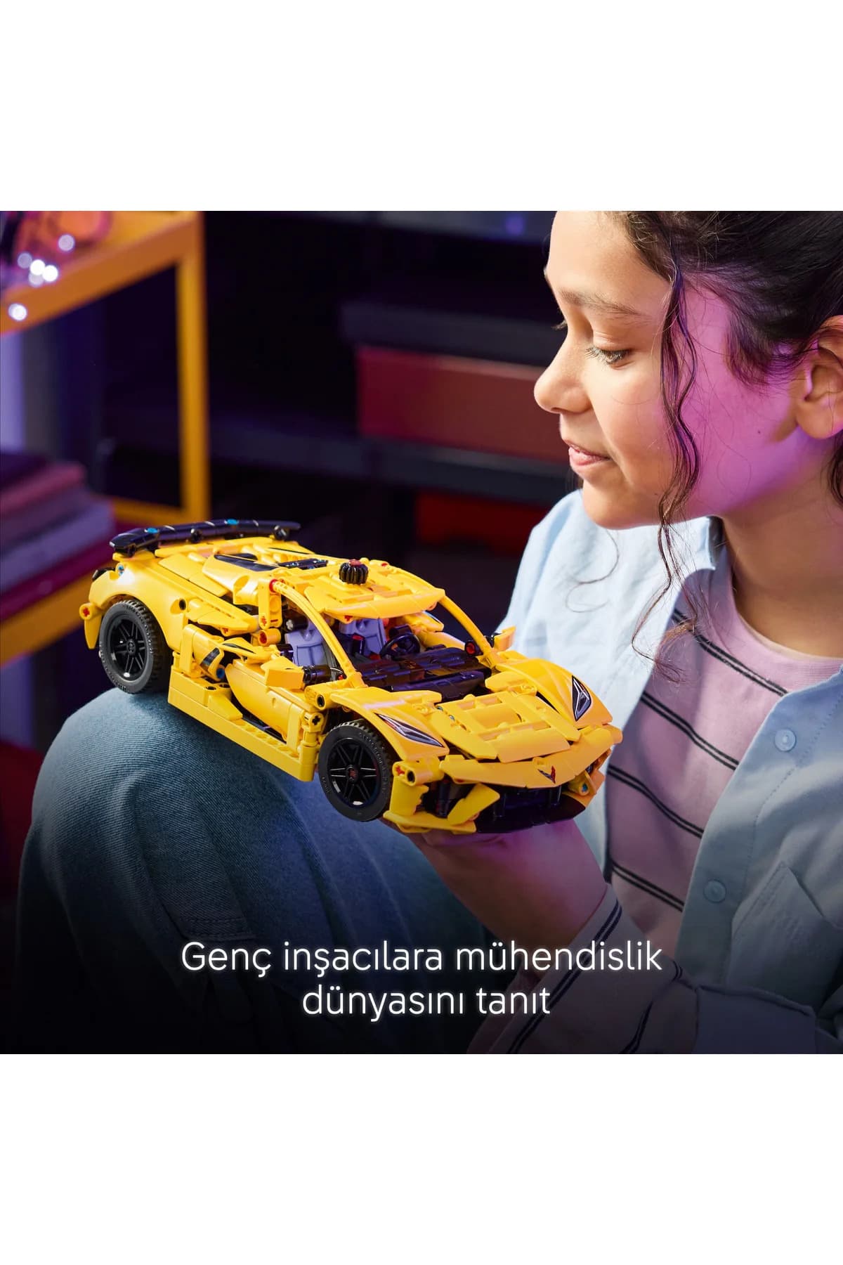 مجموعه ساختنی اسباببازی مناسب ۹ سال به بالا لگو Technic Chevrolet Corvette Stingray مدل 42205 (۷۳۲ قطعه) مجموعه ساختنی اسباببازی مناسب ۹ سال به بالا لگو Technic Chevrolet Corvette Stingray مدل 42205 (۷۳۲ قطعه)