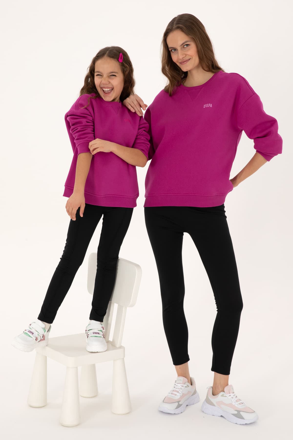 سوئیشرت زنانه U.S. Polo Assn. فوشیا شاردون یقه گرد مدل 50313586-VR023 سوئیشرت زنانه U.S. Polo Assn. فوشیا شاردون یقه گرد مدل 50313586-VR023