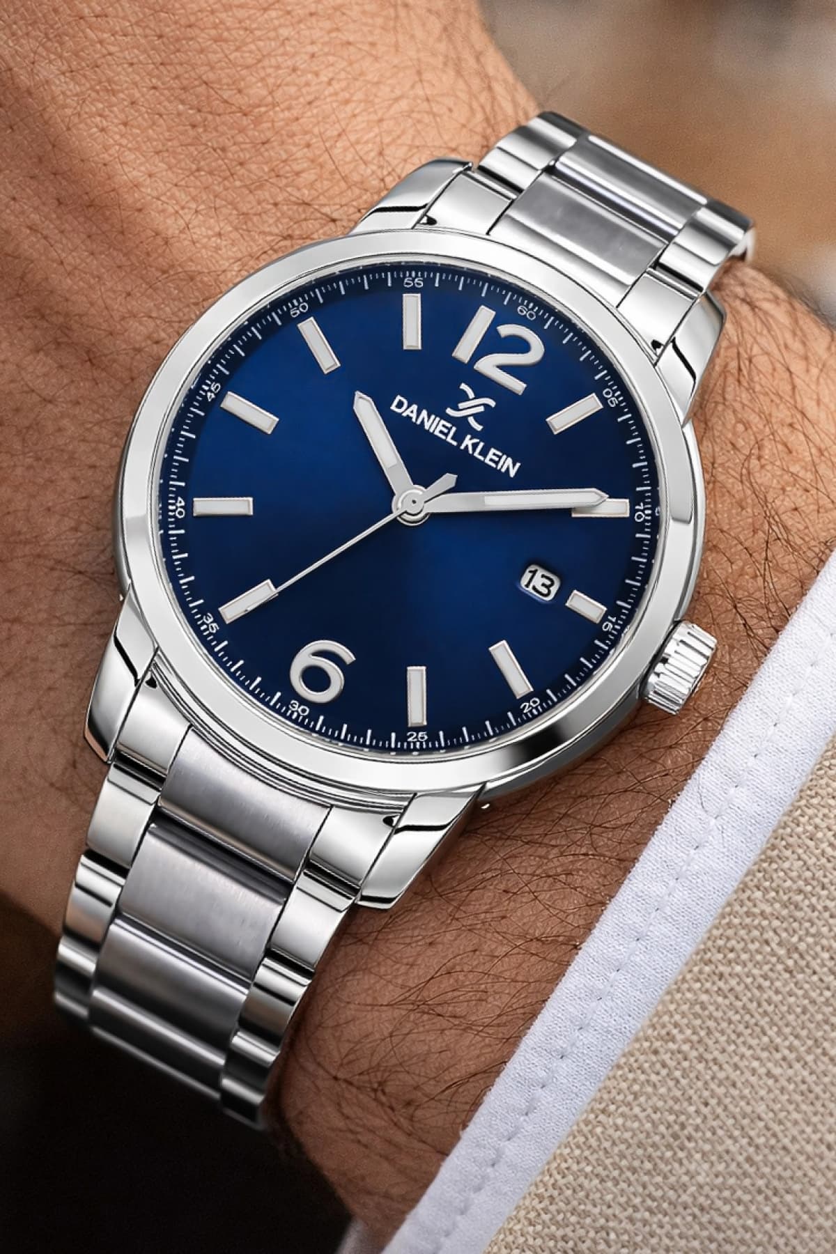 ساعت مچی مردانه Daniel Klein تقویمدار بند و قاب فولادی نقرهای-آبی مدل zmdk1215 ساعت مچی مردانه Daniel Klein تقویمدار بند و قاب فولادی نقرهای-آبی مدل zmdk1215