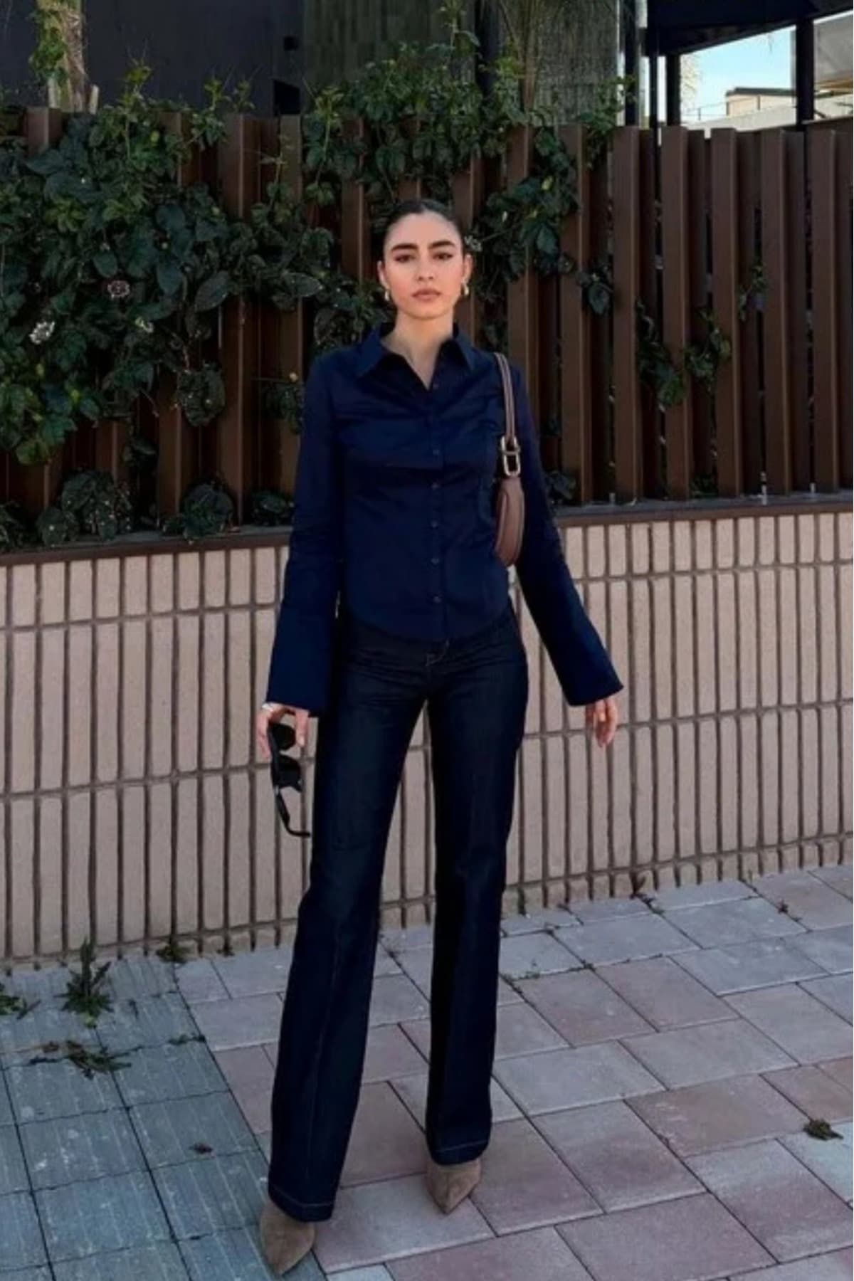 پیراهن زنانه Hola Lady سرمهای آستین بلند فیت بدنی مدل HL150 پیراهن زنانه Hola Lady سرمهای آستین بلند فیت بدنی مدل HL150