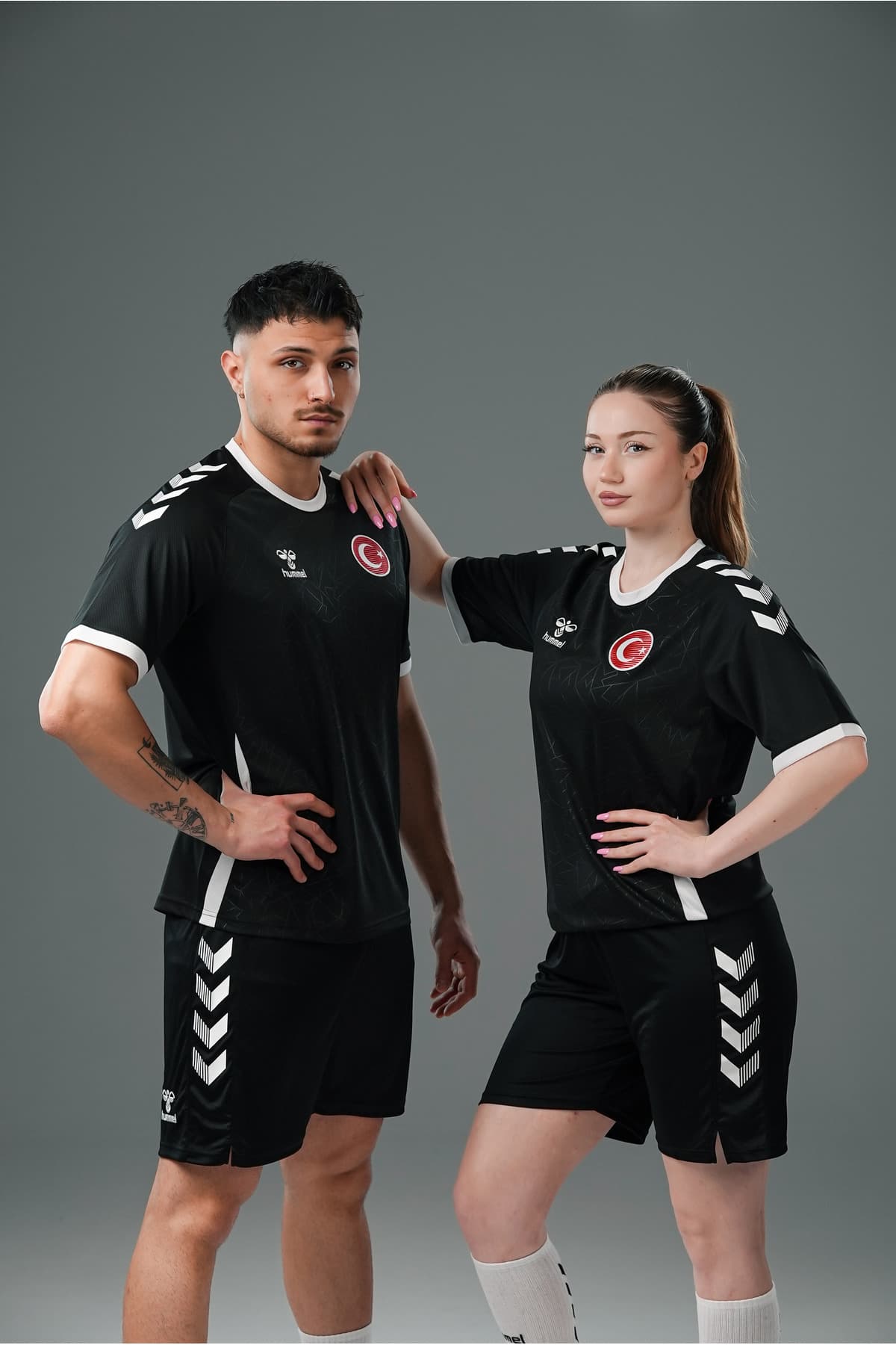 تیشرت تمرینی مردانه hummel تیم ملی Dream مشکی تیشرت تمرینی مردانه hummel تیم ملی Dream مشکی