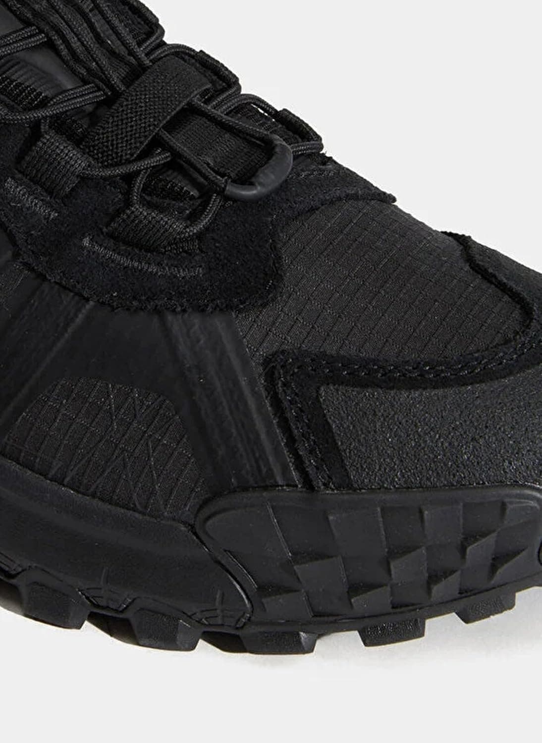 کفش روزمره یونیسکس Vans Gore-Tex MTE Crosspath XC سیاه مدل VN000DAM1OJ1 کفش روزمره یونیسکس Vans Gore-Tex MTE Crosspath XC سیاه مدل VN000DAM1OJ1
