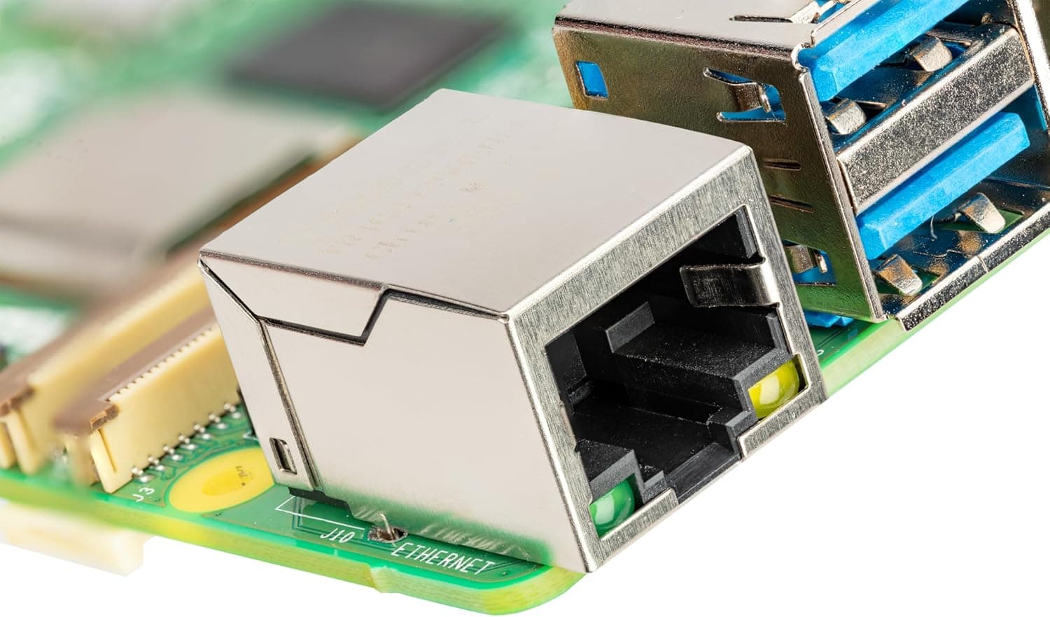 کامپیوتر تک برد Raspberry Pi 5 با حافظه 8GB کامپیوتر تک برد Raspberry Pi 5 با حافظه 8GB