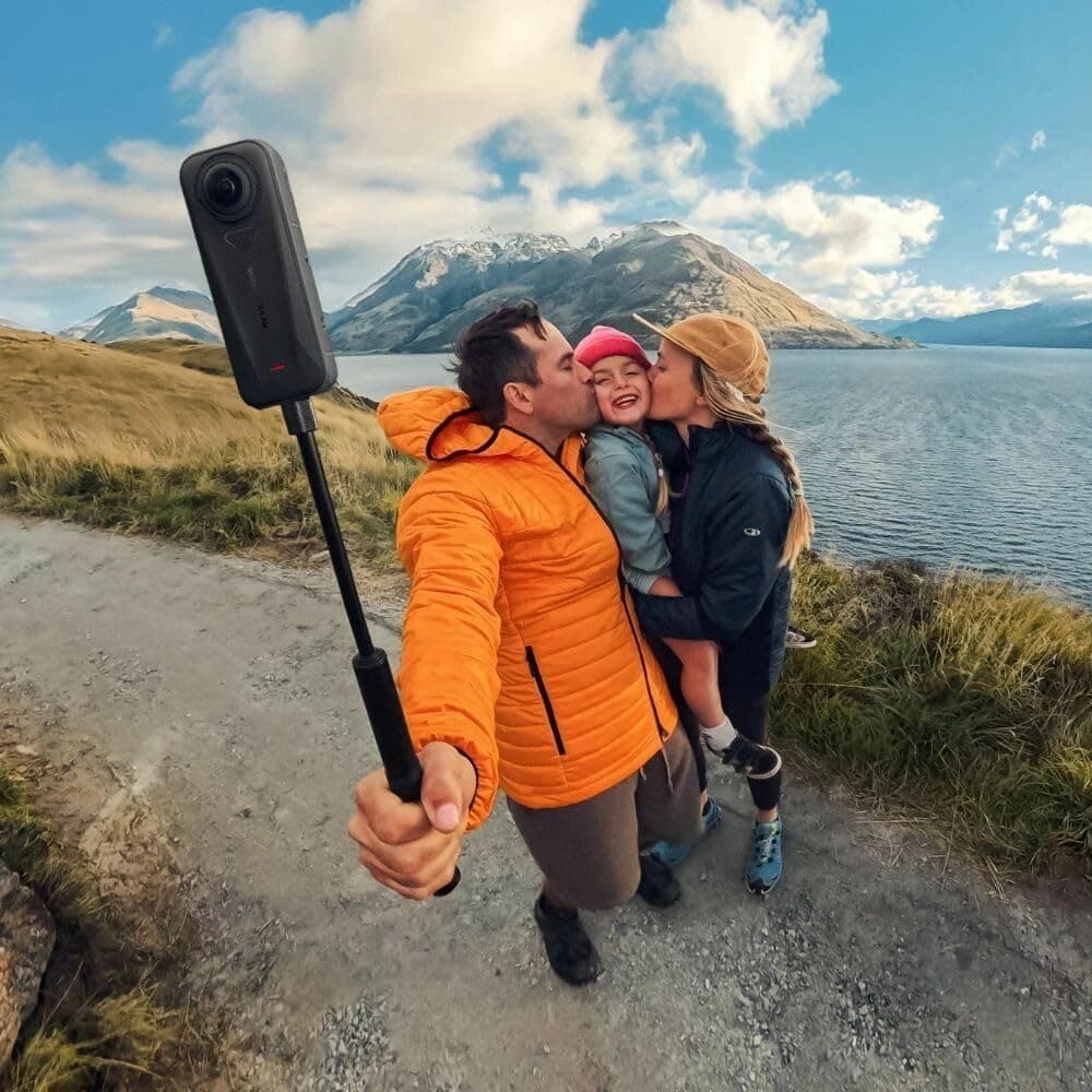دوربین ورزشی 360 درجه Insta360 مدل X4 Air بسته استاندارد دوربین ورزشی 360 درجه Insta360 مدل X4 Air بسته استاندارد