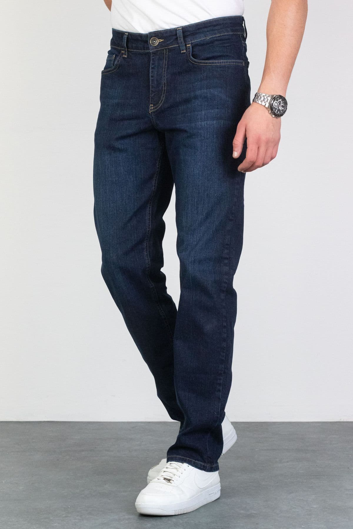 شلوار جین مردانه HLT JEANS آبی تیره فیت معمولی لایکرا مدل HLTHE001977 شلوار جین مردانه HLT JEANS آبی تیره فیت معمولی لایکرا مدل HLTHE001977