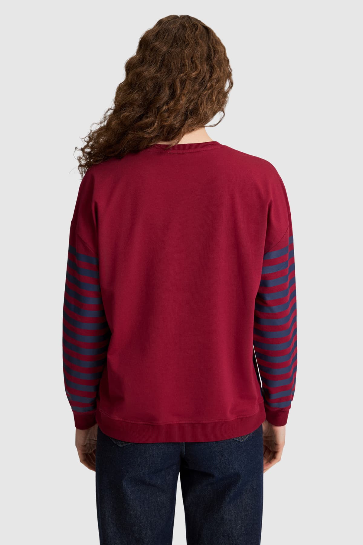 سوئیشرت زنانه U.S. Polo Assn. گیلاسی مدل 50328990-VR223 سوئیشرت زنانه U.S. Polo Assn. گیلاسی مدل 50328990-VR223