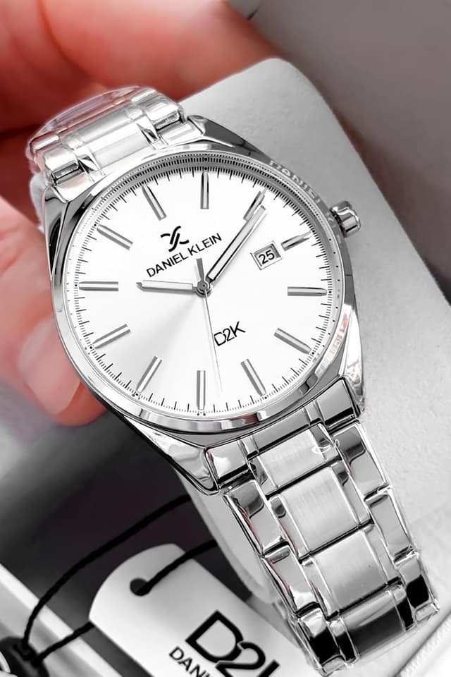 ساعت مردانه Daniel Klein ضدآب 3 ATM بند فولادی نقرهای مدل DKE2056C6 ساعت مردانه Daniel Klein ضدآب 3 ATM بند فولادی نقرهای مدل DKE2056C6