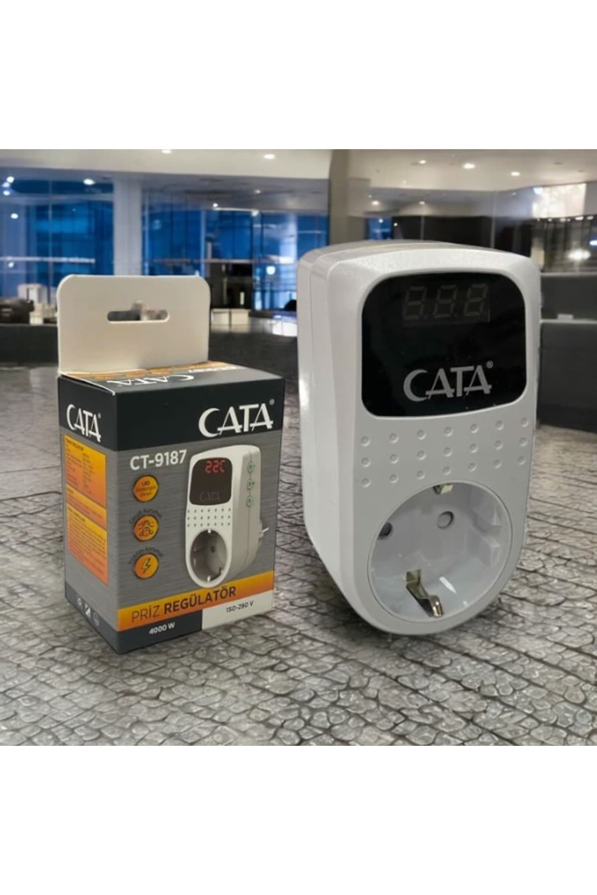 محافظ برق پریزی دیجیتال Cata با نمایشگر LED، 4000W، 150-280V مدل CT-9187 محافظ برق پریزی دیجیتال Cata با نمایشگر LED، 4000W، 150-280V مدل CT-9187