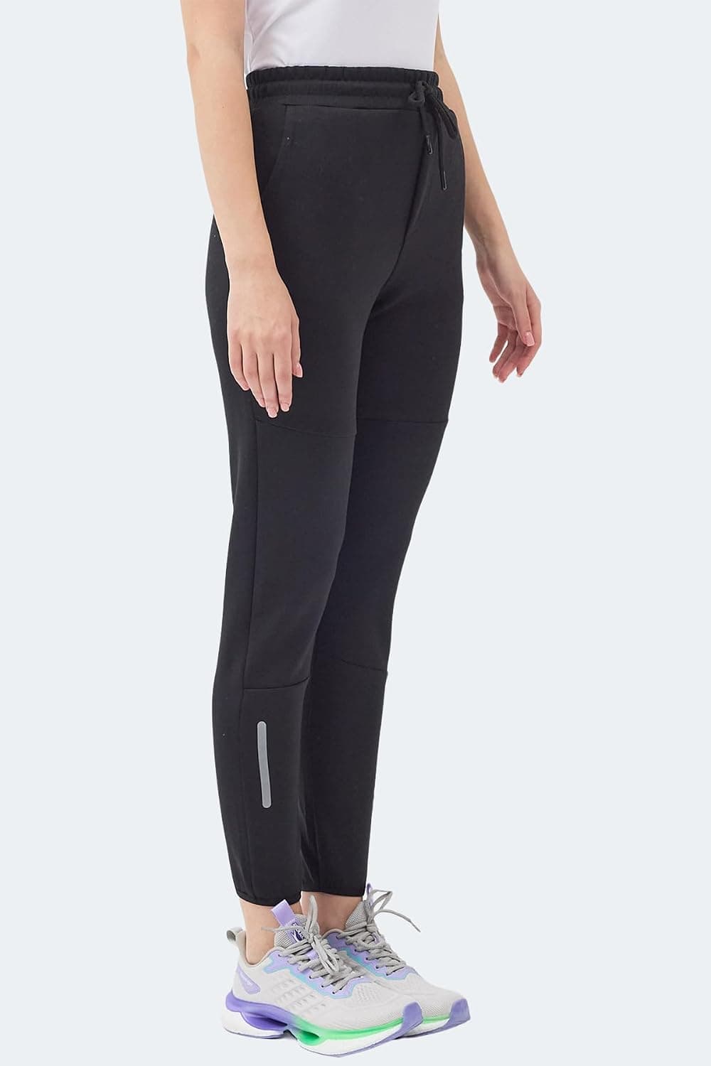 شلوار گرمکن زنانه Slazenger KHALI مدل ST23PK086 شلوار گرمکن زنانه Slazenger KHALI مدل ST23PK086