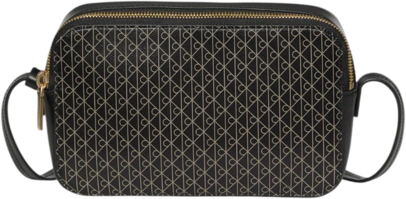 کیف دوشی زنانه Calvin Klein چرمی مشکی مدل LV04F3268G-2XA کیف دوشی زنانه Calvin Klein چرمی مشکی مدل LV04F3268G-2XA