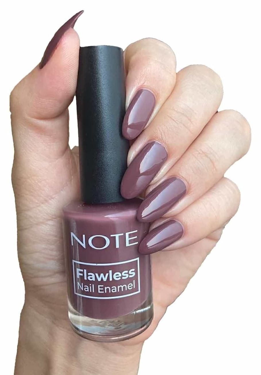 لاک ناخن Note Cosmetics Flawless مدل 45 بژ شنی لاک ناخن Note Cosmetics Flawless مدل 45 بژ شنی
