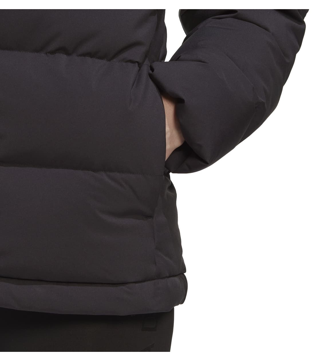 مانتو زنانه پرِ دار مشکی adidas مدل HN5641 مانتو زنانه پرِ دار مشکی adidas مدل HN5641