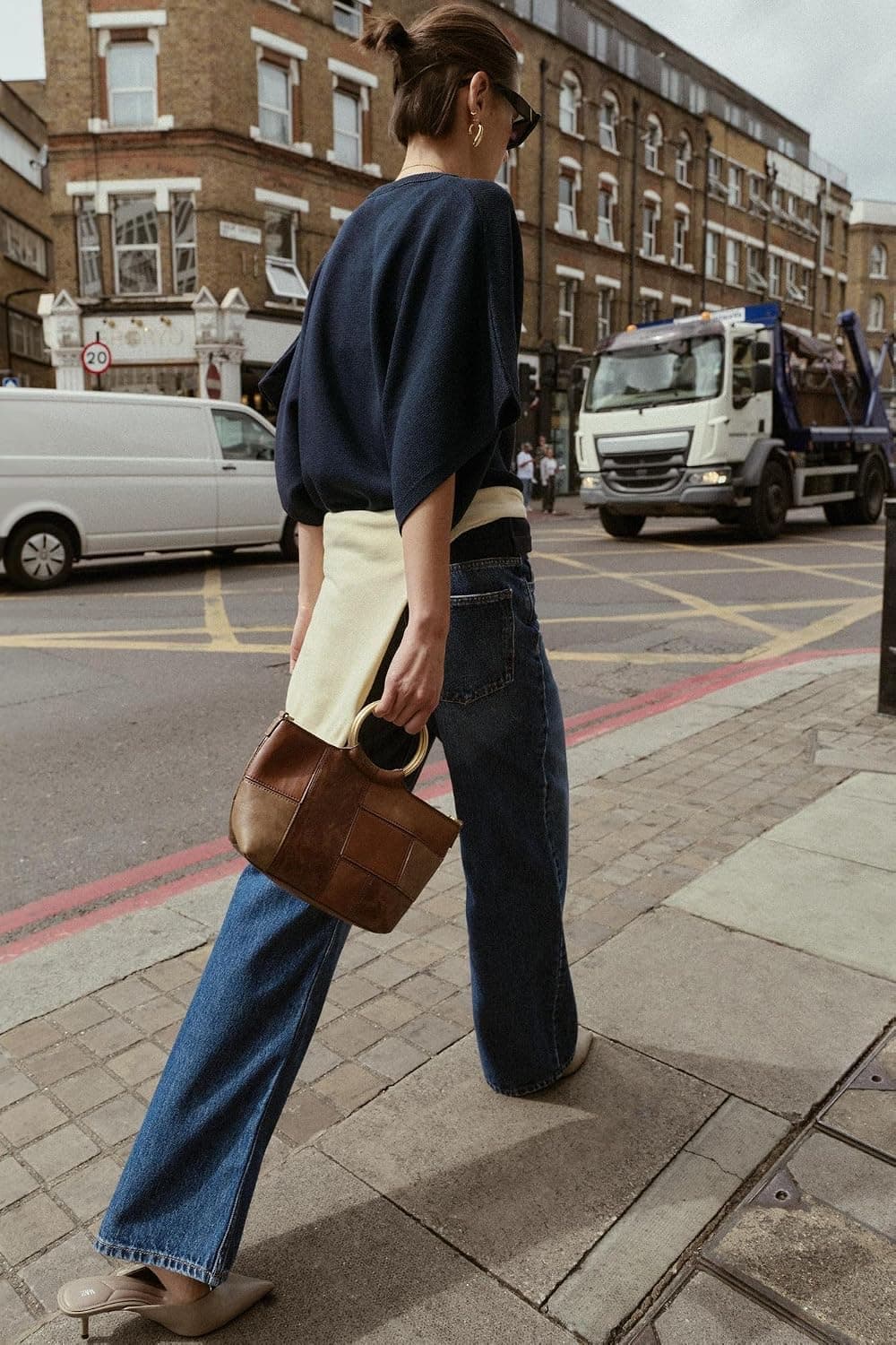 کیف کوچک کیسهای Zara Z1:bags پچورک با دسته سخت چندرنگ کیف کوچک کیسهای Zara Z1:bags پچورک با دسته سخت چندرنگ