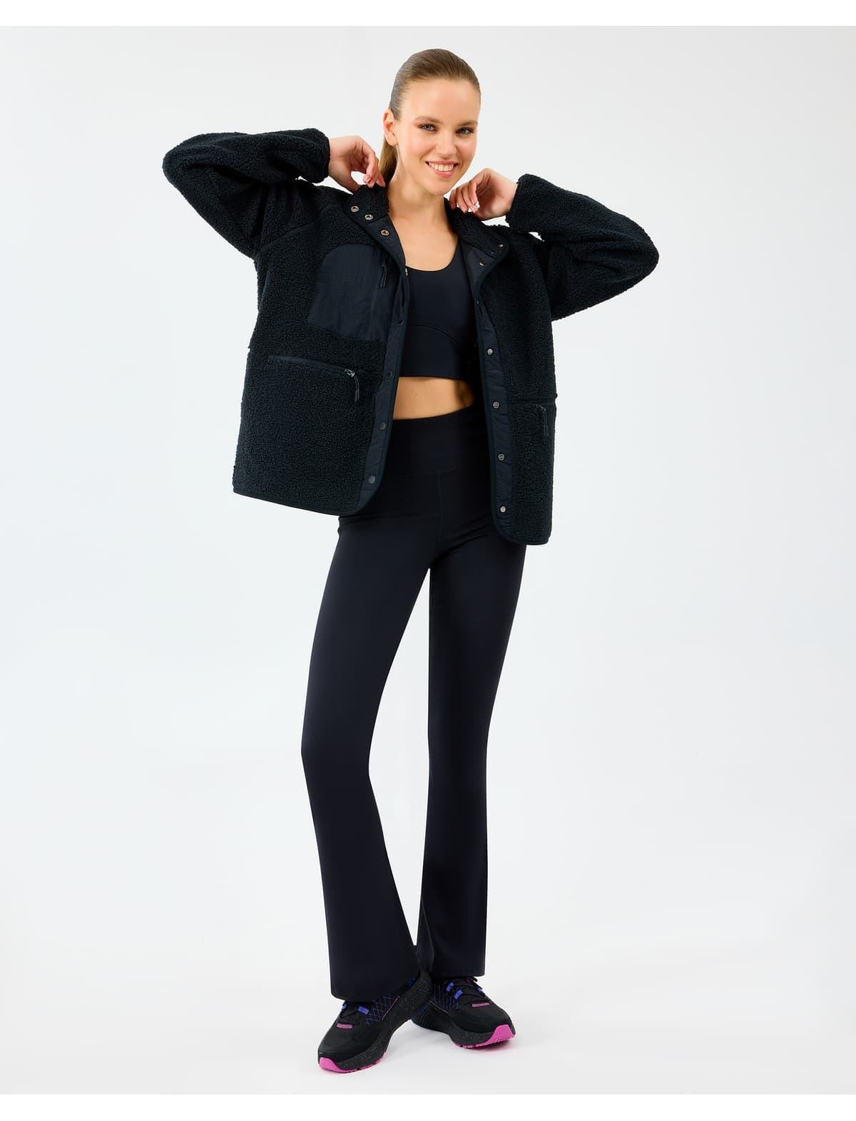 مونت زنانه Skechers سیاه SKECH SHERPA Fusion Pull Over مدل S2520218-3817 مونت زنانه Skechers سیاه SKECH SHERPA Fusion Pull Over مدل S2520218-3817