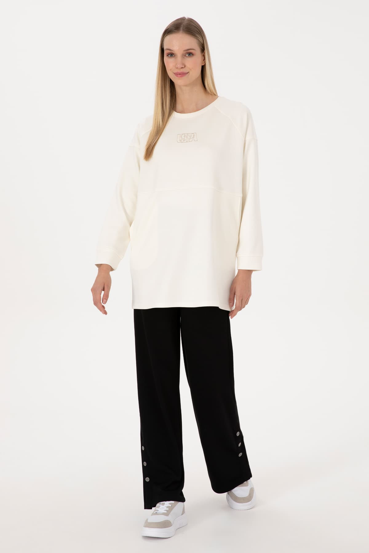 سوئیشرت زنانه U.S. Polo Assn. کرم بلند یقه گرد مدل 50315623-VR256 سوئیشرت زنانه U.S. Polo Assn. کرم بلند یقه گرد مدل 50315623-VR256