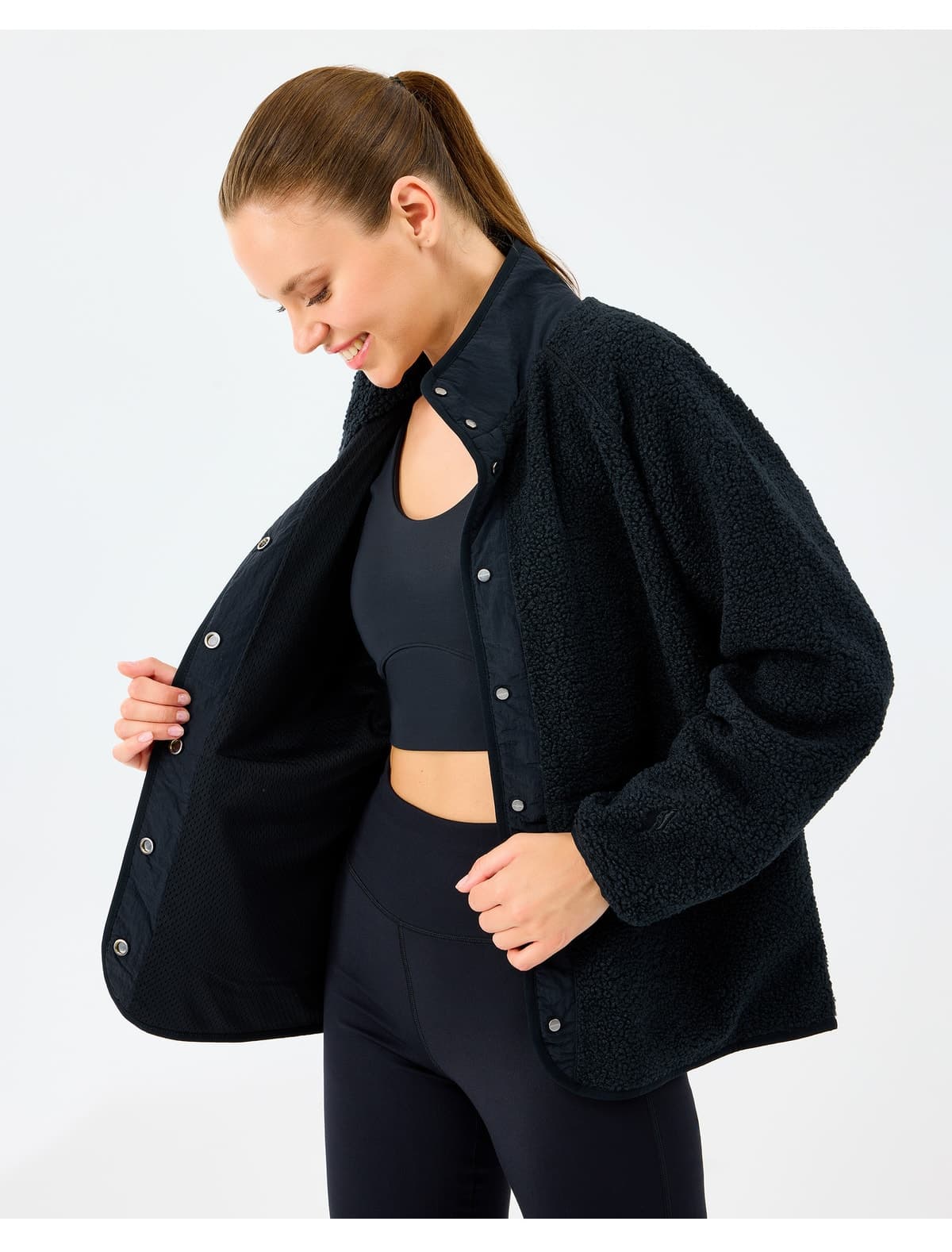 مونت زنانه Skechers سیاه SKECH SHERPA Fusion Pull Over مدل S2520218-3817 مونت زنانه Skechers سیاه SKECH SHERPA Fusion Pull Over مدل S2520218-3817