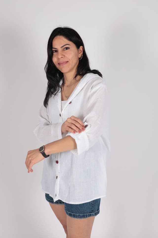 پیراهن زنانه سایز بزرگ MUEV کلاهدار سفید از پارچه سنتی Şile 100% نخی پیراهن زنانه سایز بزرگ MUEV کلاهدار سفید از پارچه سنتی Şile 100% نخی