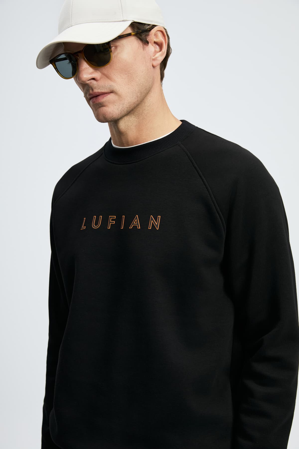 سوئیشرت مردانه LUFIAN مشکی مدل Bren سوئیشرت مردانه LUFIAN مشکی مدل Bren