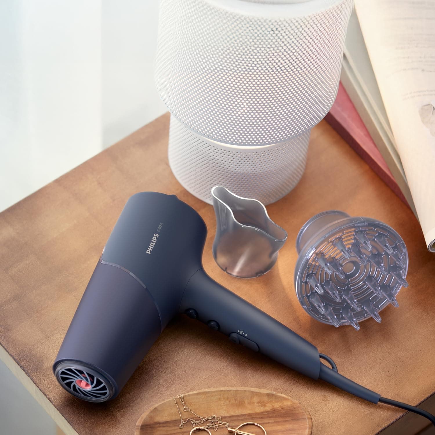 سشوار Philips با مراقبت یونیک چهارگانه و محافظ حرارتی ThermoShield مدل BHD510/10 سشوار Philips با مراقبت یونیک چهارگانه و محافظ حرارتی ThermoShield مدل BHD510/10
