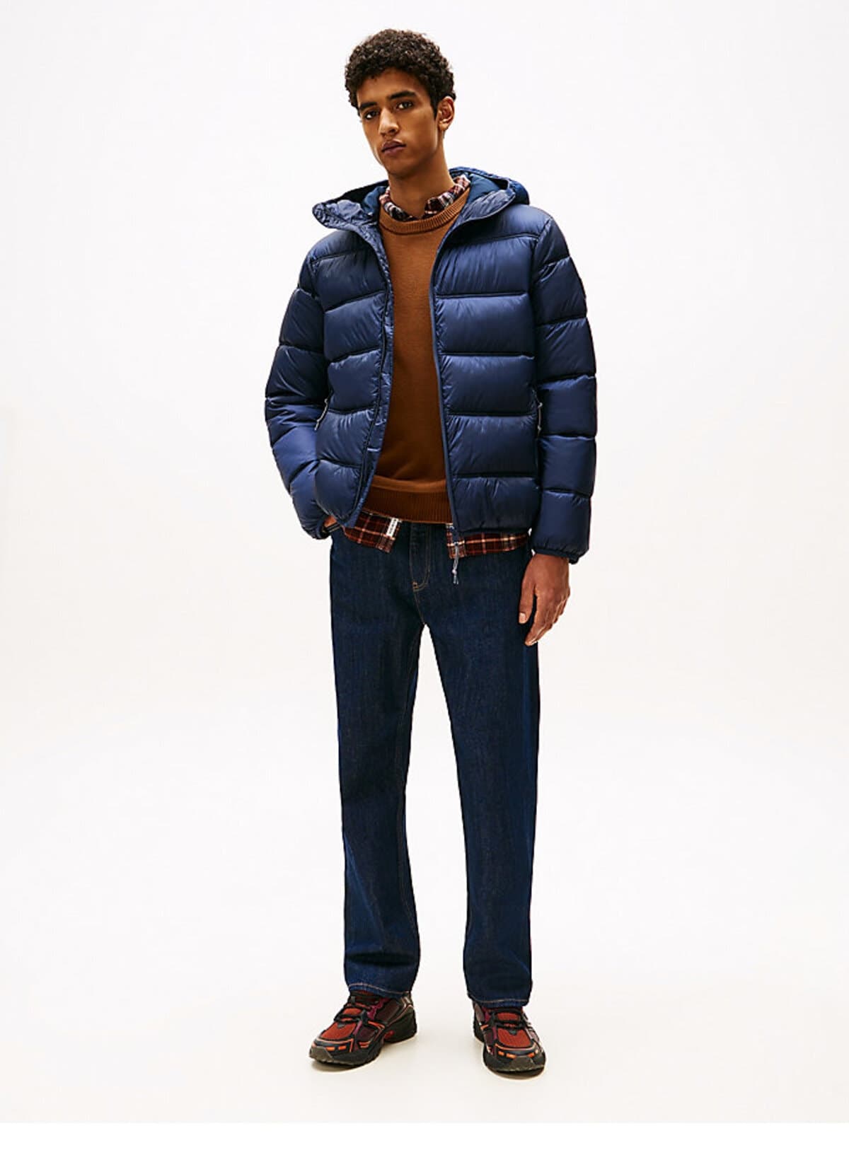 کاپشن پفی مردانه Tommy Hilfiger کلاهدار سرمهای کاپشن پفی مردانه Tommy Hilfiger کلاهدار سرمهای