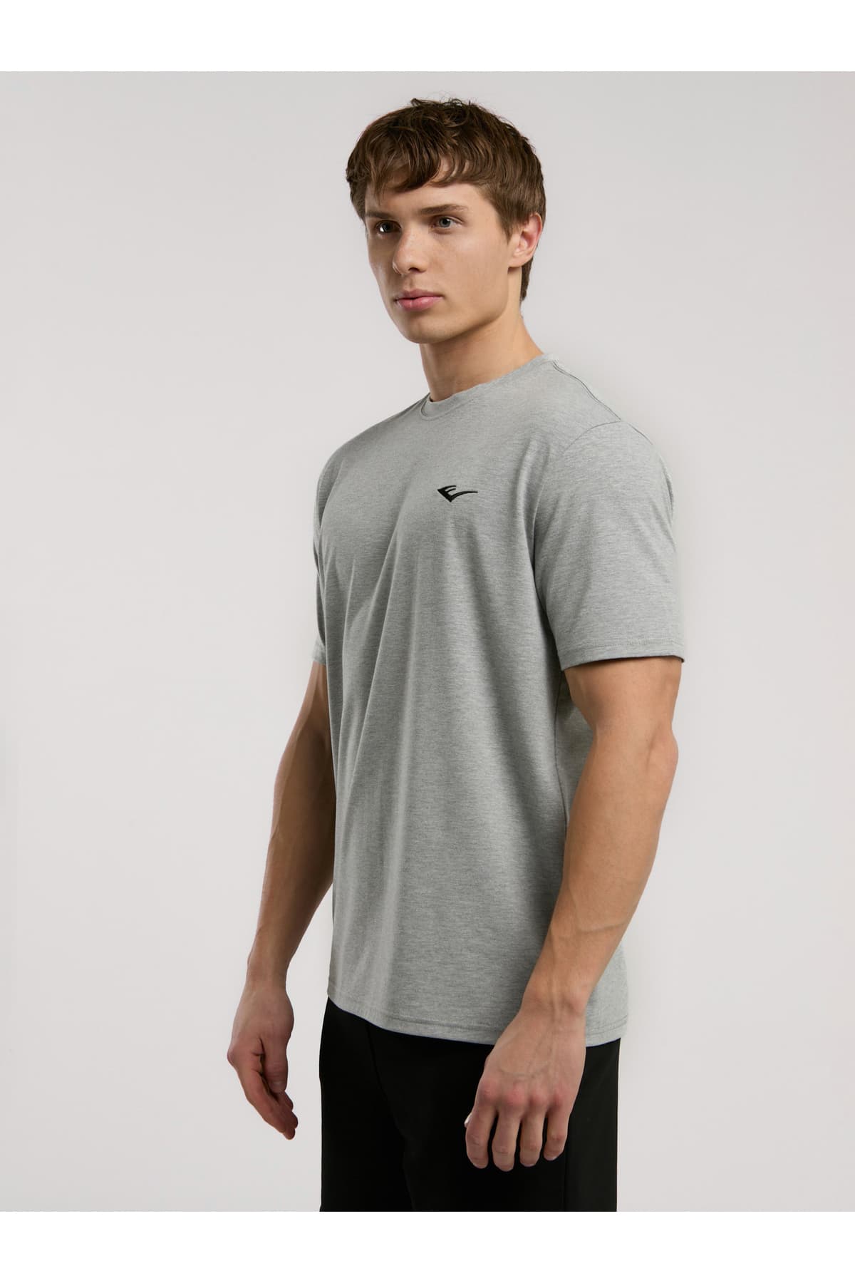 تیشرت مردانه Everlast مدل Ever Essentials فیت معمولی طوسی ملانژ تیشرت مردانه Everlast مدل Ever Essentials فیت معمولی طوسی ملانژ