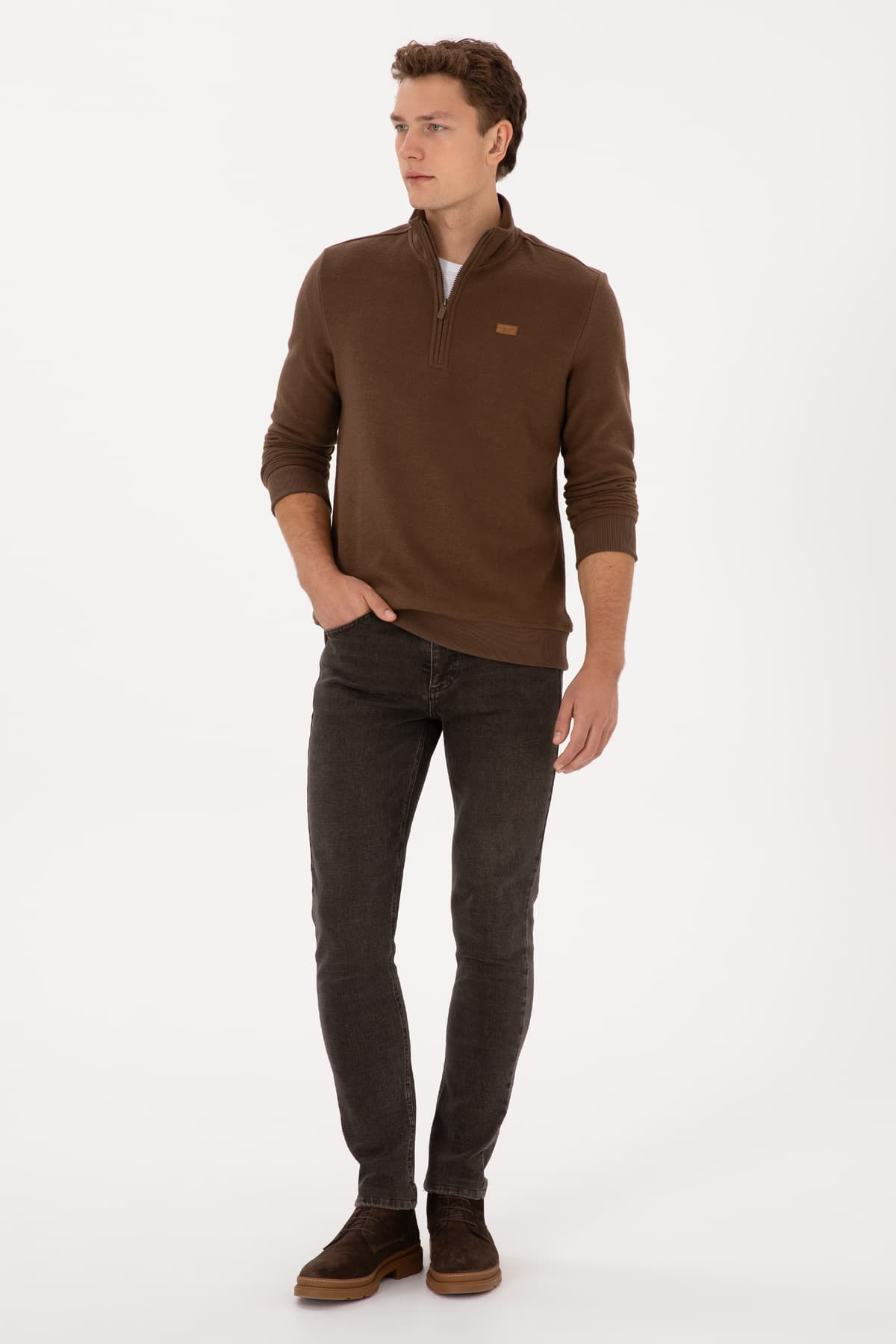 سوئیشرت مردانه U.S. Polo Assn. نیم زیپ شاردون قهوهای مدل 50313802-VR029 سوئیشرت مردانه U.S. Polo Assn. نیم زیپ شاردون قهوهای مدل 50313802-VR029
