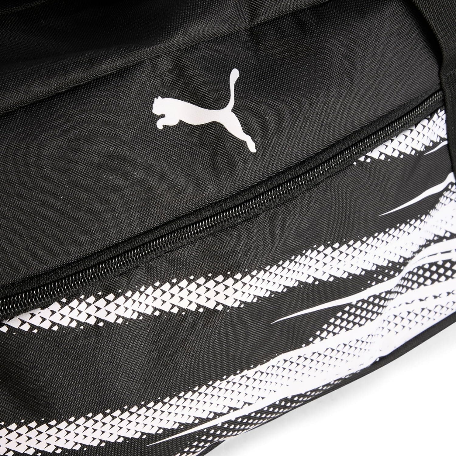 کیف ورزشی یونیسکس PUMA مدل ATTACANTO سایز S مشکی-سفید کیف ورزشی یونیسکس PUMA مدل ATTACANTO سایز S مشکی-سفید