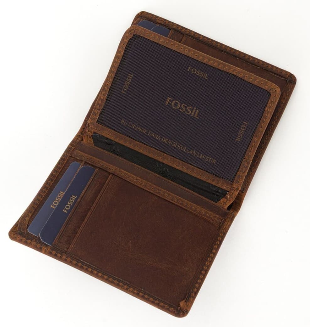 کیف دستی مردانه Fossil چرم طبیعی 100% کارتخور کیف دستی مردانه Fossil چرم طبیعی 100% کارتخور