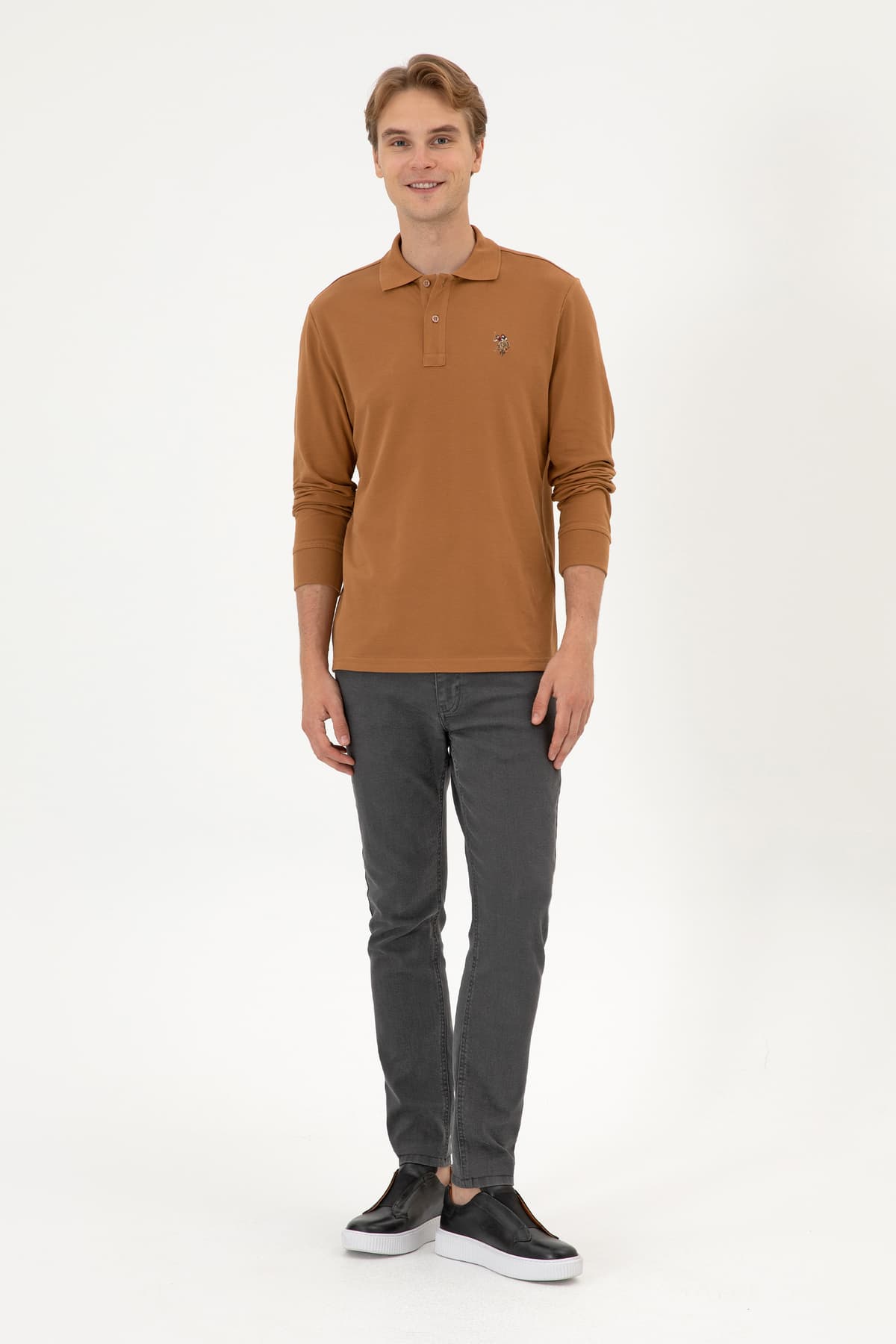 سوئیشرت مردانه U.S. Polo Assn. بیسیک فیت معمولی یقه پولو شتری مدل 50313772-VR233 سوئیشرت مردانه U.S. Polo Assn. بیسیک فیت معمولی یقه پولو شتری مدل 50313772-VR233