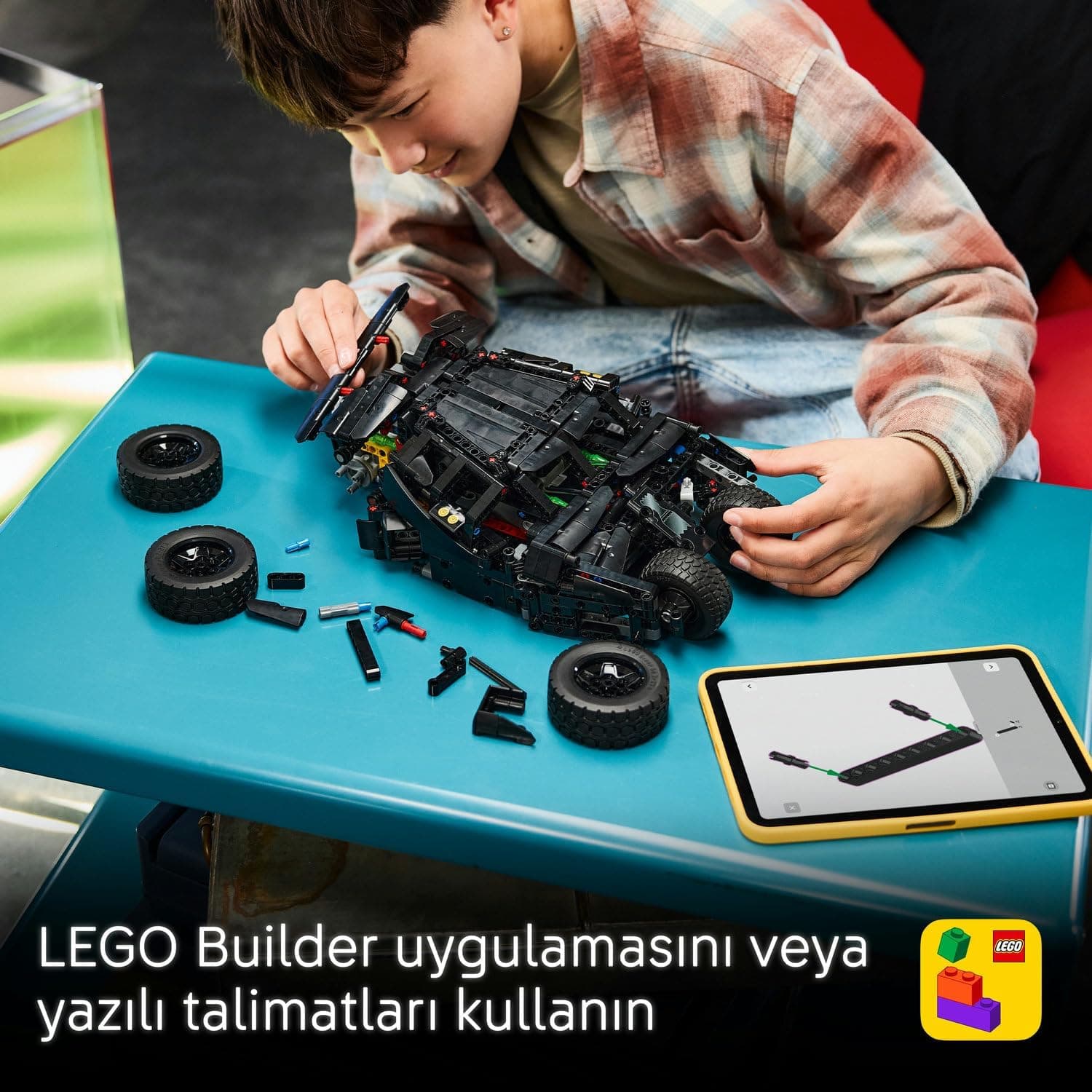 لگو 42239 خودروی بتمن LEGO Technic Batmobile Tumbler لگو 42239 خودروی بتمن LEGO Technic Batmobile Tumbler