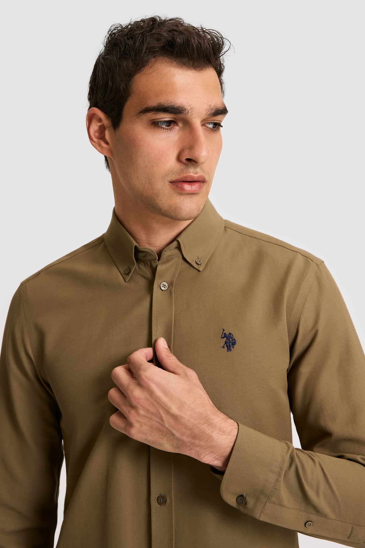 پیراهن مردانه U.S. Polo Assn. خاکی آستینبلند ساده مدل 50324708-VR027 پیراهن مردانه U.S. Polo Assn. خاکی آستینبلند ساده مدل 50324708-VR027