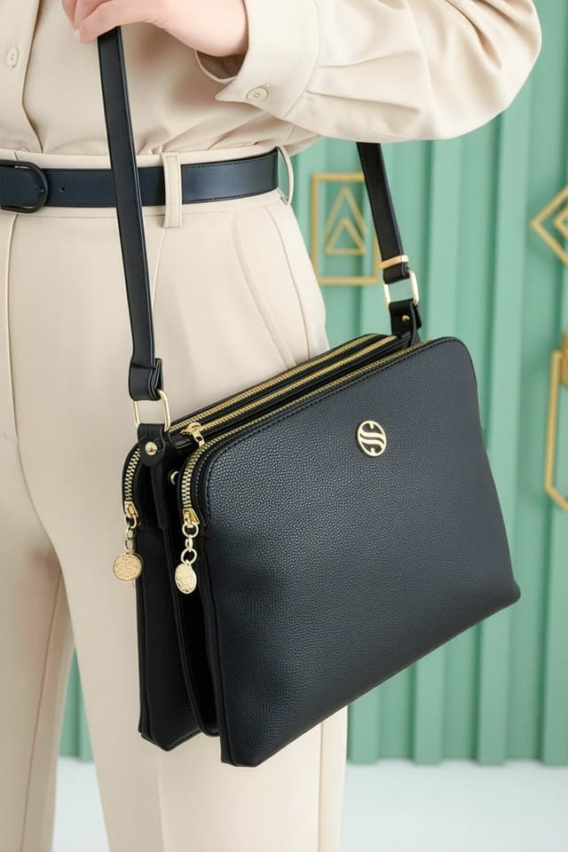 کیف دوشی زنانه Lifonbag چرمی نرم مشکی چهارمحفظه بندبلند کراسبادی سایز متوسط کیف دوشی زنانه Lifonbag چرمی نرم مشکی چهارمحفظه بندبلند کراسبادی سایز متوسط