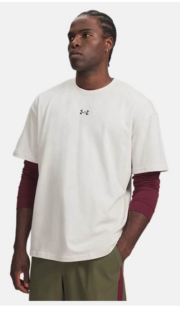 تیشرت مردانه Under Armour سفید با لوگوی متال وزن سنگین مدل 6013618-110 تیشرت مردانه Under Armour سفید با لوگوی متال وزن سنگین مدل 6013618-110