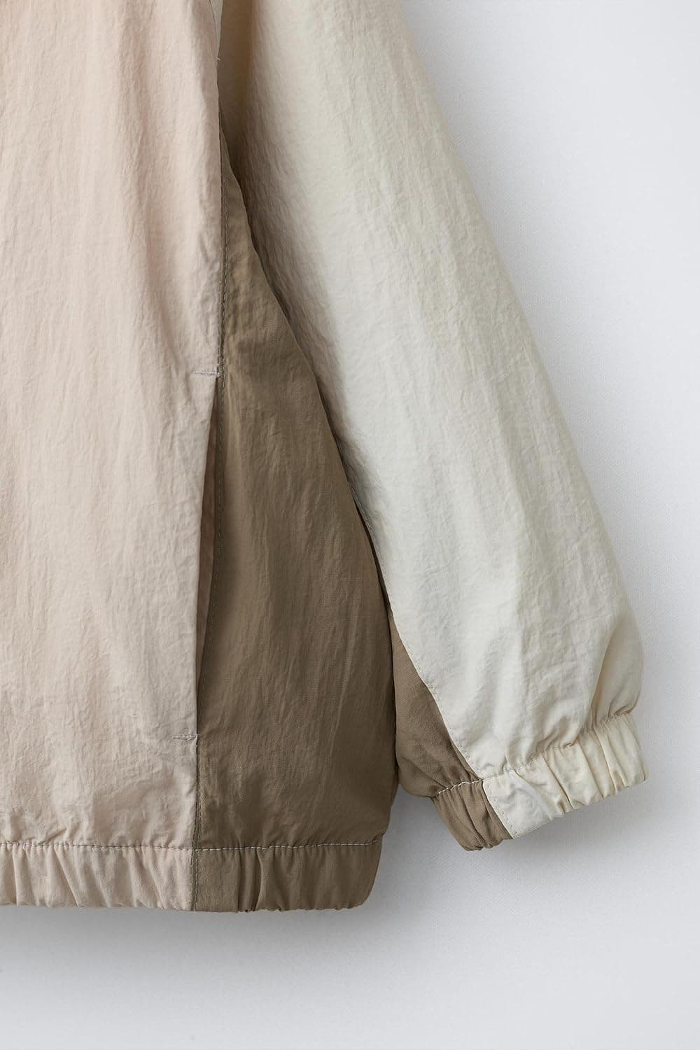 بارانی زنانه Zara ضدآب سبک بلوک رنگی بژ مدل Kdo Out.garmen بارانی زنانه Zara ضدآب سبک بلوک رنگی بژ مدل Kdo Out.garmen