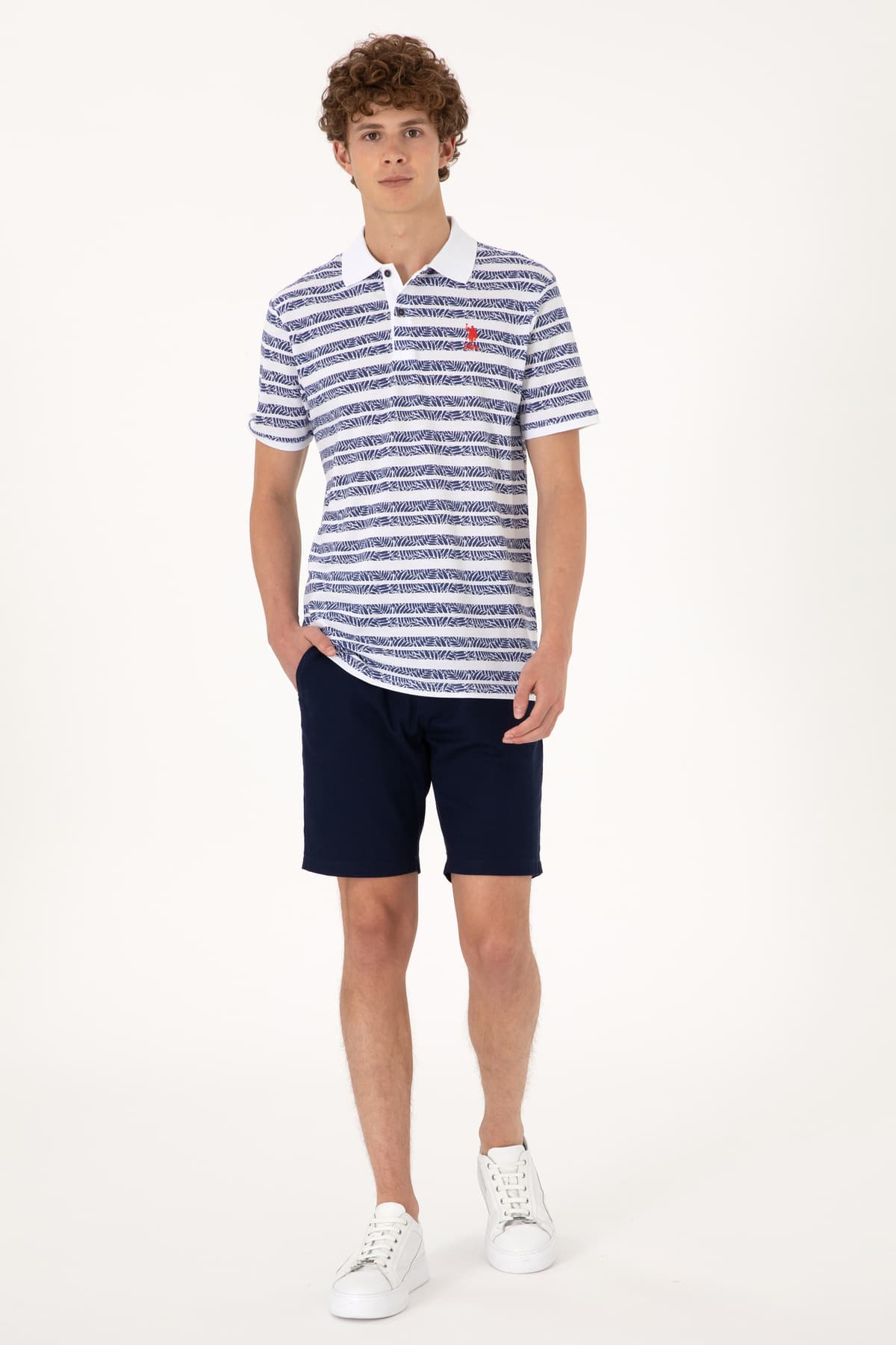 تیشرت مردانه U.S. Polo Assn. فیت معمولی یقه پولو سرمهای روشن مدل 50299671-VR059 تیشرت مردانه U.S. Polo Assn. فیت معمولی یقه پولو سرمهای روشن مدل 50299671-VR059