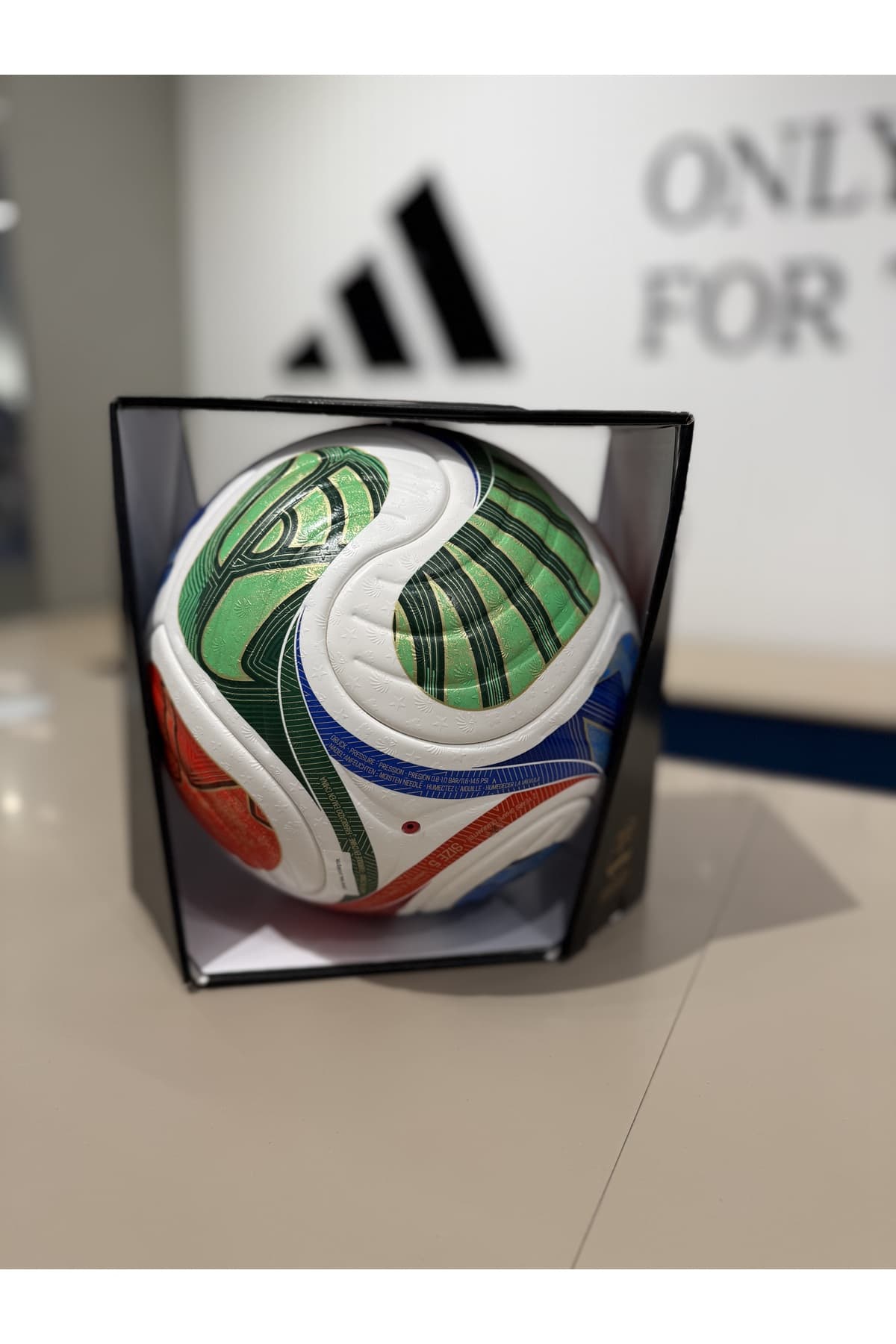 توپ adidas جام جهانی FIFA 2026 رسمی مسابقه مدل Trionda توپ adidas جام جهانی FIFA 2026 رسمی مسابقه مدل Trionda