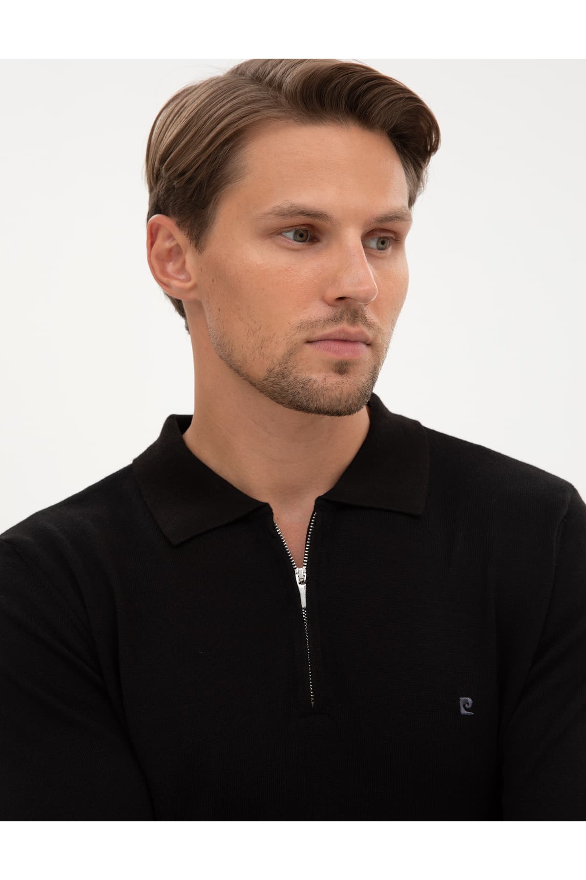 کازاک مردانه Pierre Cardin مشکی Slim Fit یقه پولو زیپ دار مدل 50314191-VR046 کازاک مردانه Pierre Cardin مشکی Slim Fit یقه پولو زیپ دار مدل 50314191-VR046