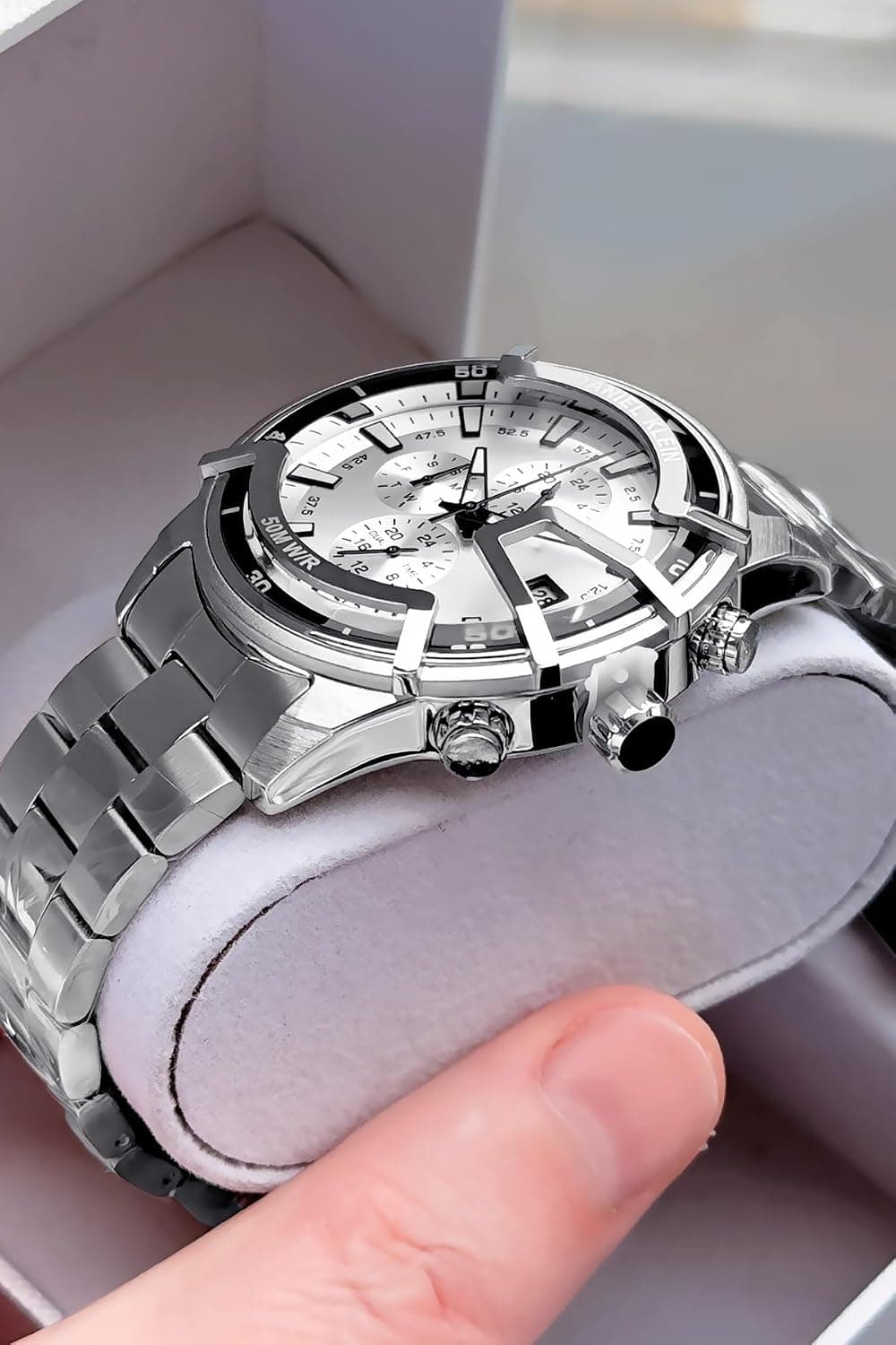ساعت مردانه Daniel Klein ضد آب 3 ATM بند فولادی نقرهای مدل DKE2122C1 ساعت مردانه Daniel Klein ضد آب 3 ATM بند فولادی نقرهای مدل DKE2122C1