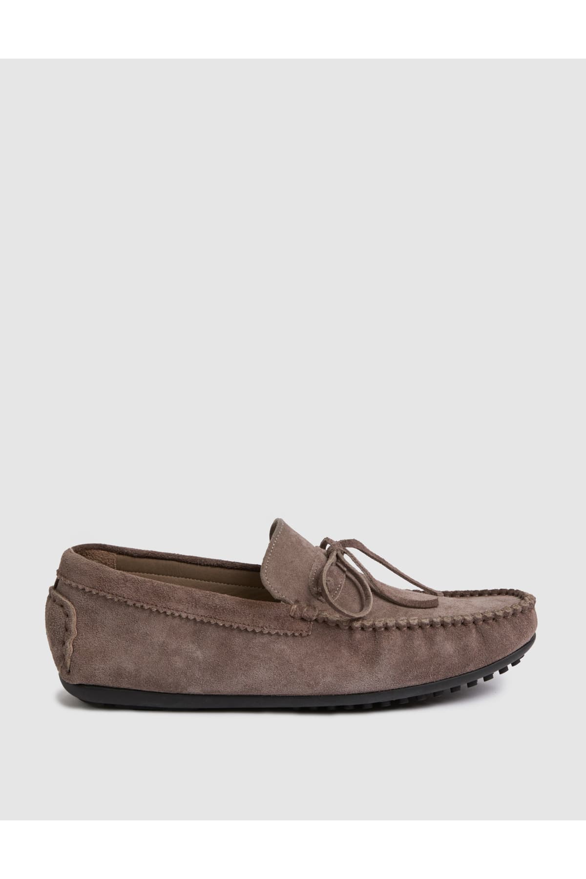 کفش لافر مردانه Pierre Cardin چرم 100 درصد جزئیات ریسمانی ویزون مدل 50327086-VR052 کفش لافر مردانه Pierre Cardin چرم 100 درصد جزئیات ریسمانی ویزون مدل 50327086-VR052