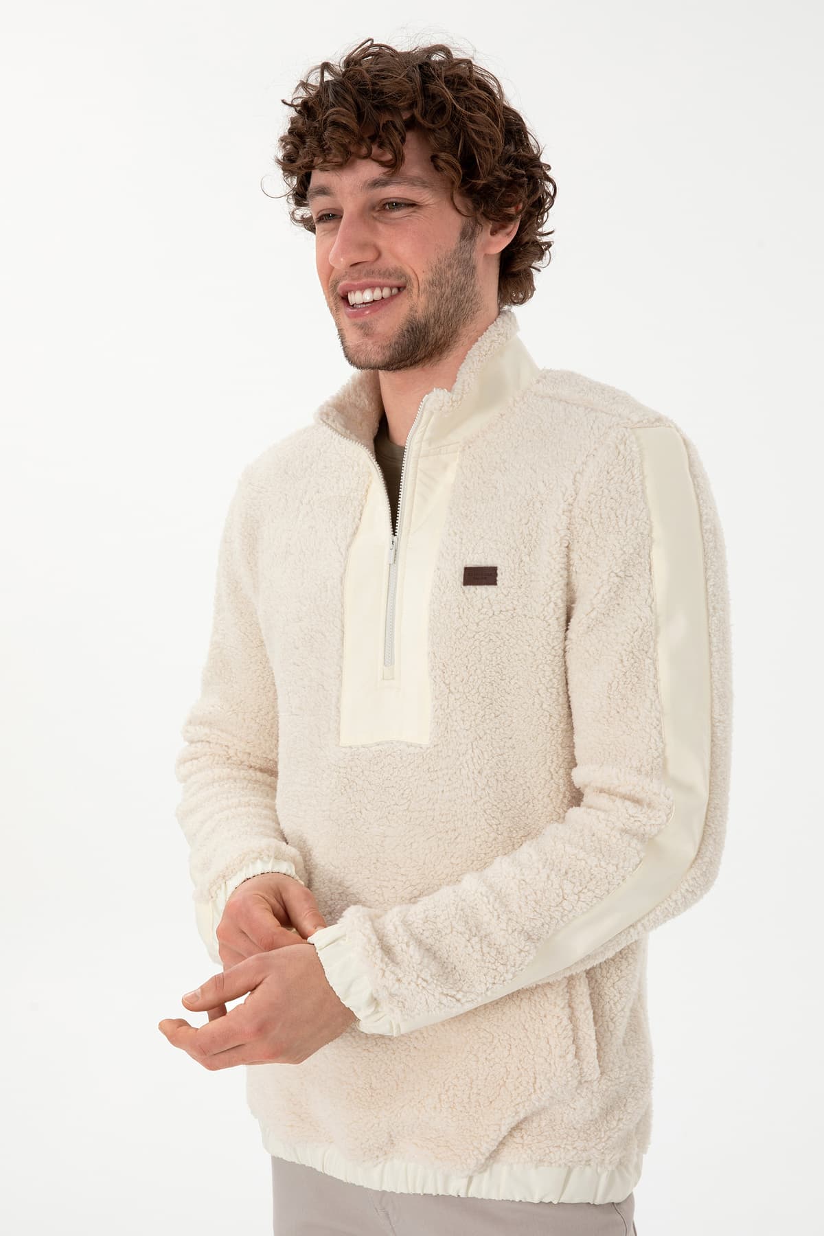 اسوئیشرت مردانه U.S. Polo Assn. رنگ کرم مدل 50295822-VR071 اسوئیشرت مردانه U.S. Polo Assn. رنگ کرم مدل 50295822-VR071