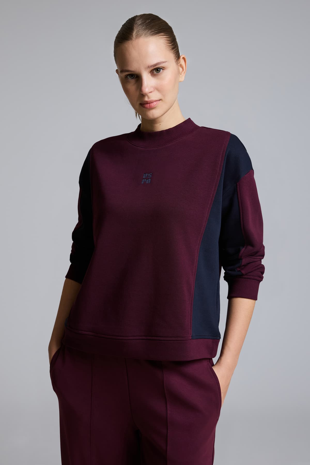 سوئیشرت زنانه U.S. Polo Assn. بوردو مدل 50329014-VR180 سوئیشرت زنانه U.S. Polo Assn. بوردو مدل 50329014-VR180
