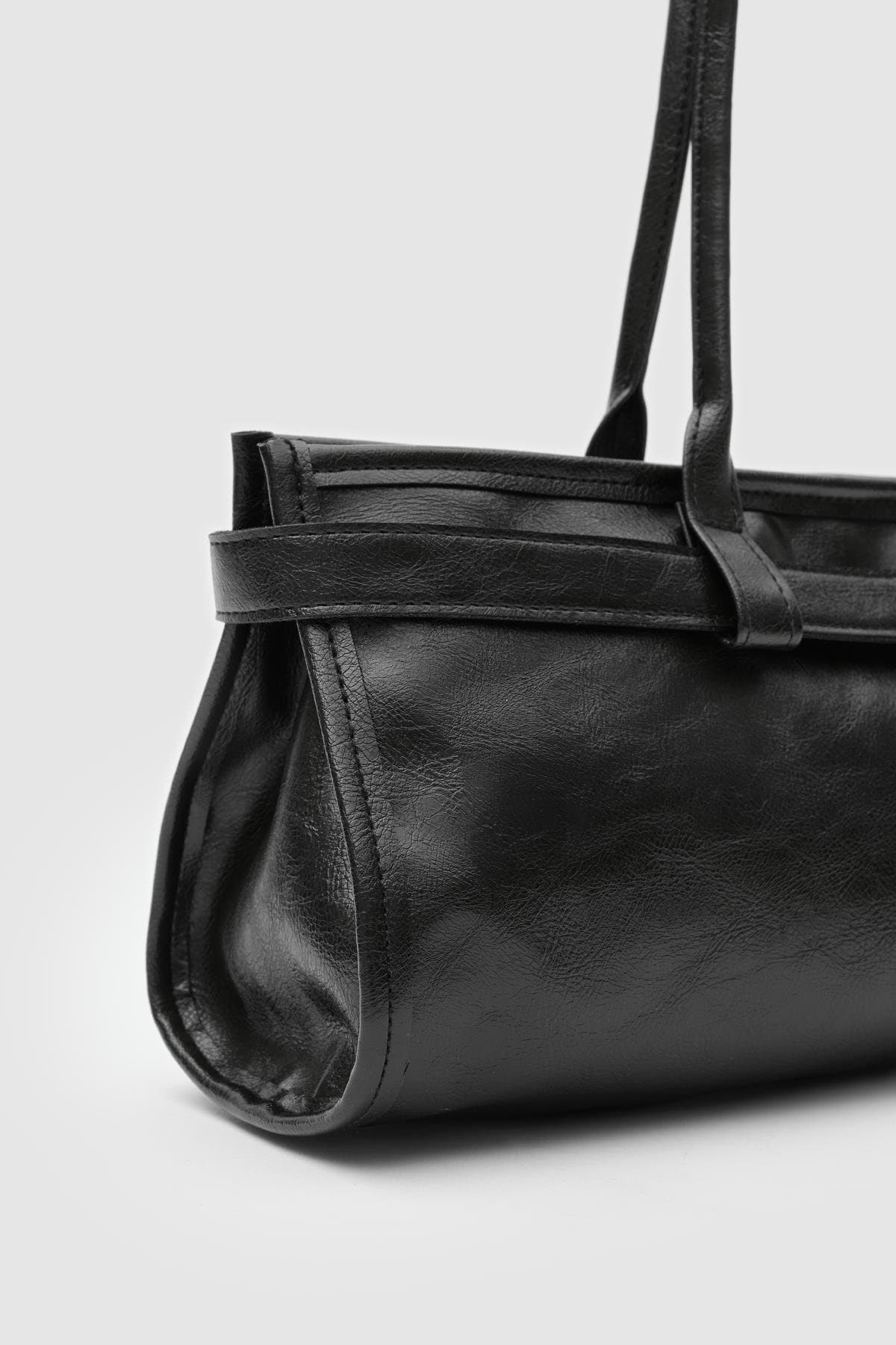 کیف زنانه Shule Bags باگت وینتیج مشکی مدل Enyola کیف زنانه Shule Bags باگت وینتیج مشکی مدل Enyola