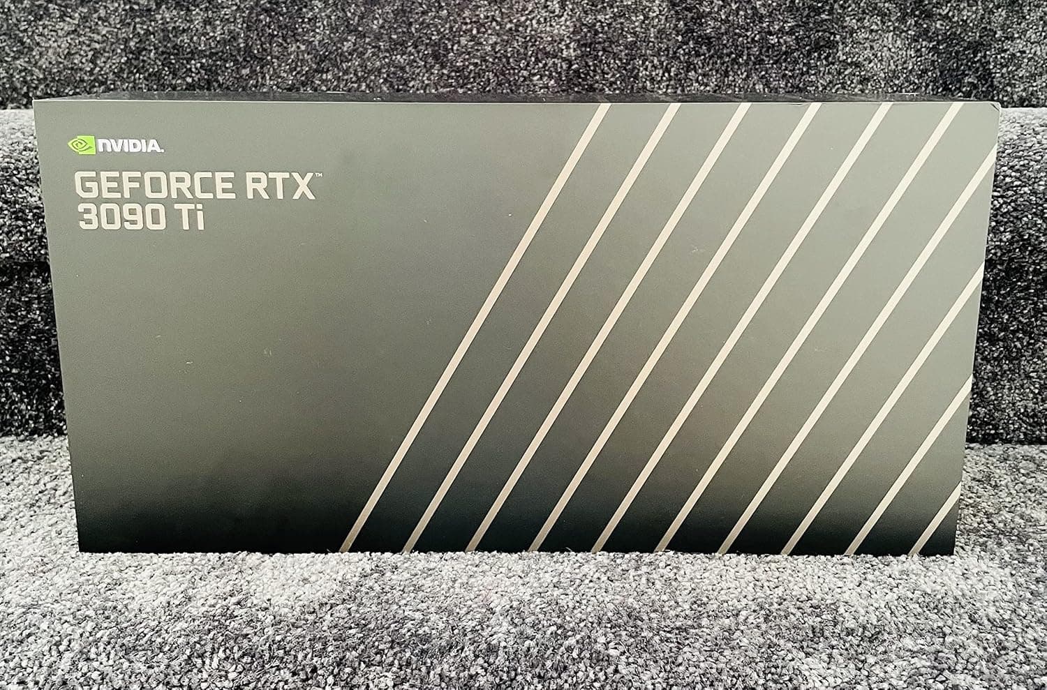 کارت گرافیک NVIDIA GeForce RTX 3090 Ti Founders Edition کارت گرافیک NVIDIA GeForce RTX 3090 Ti Founders Edition