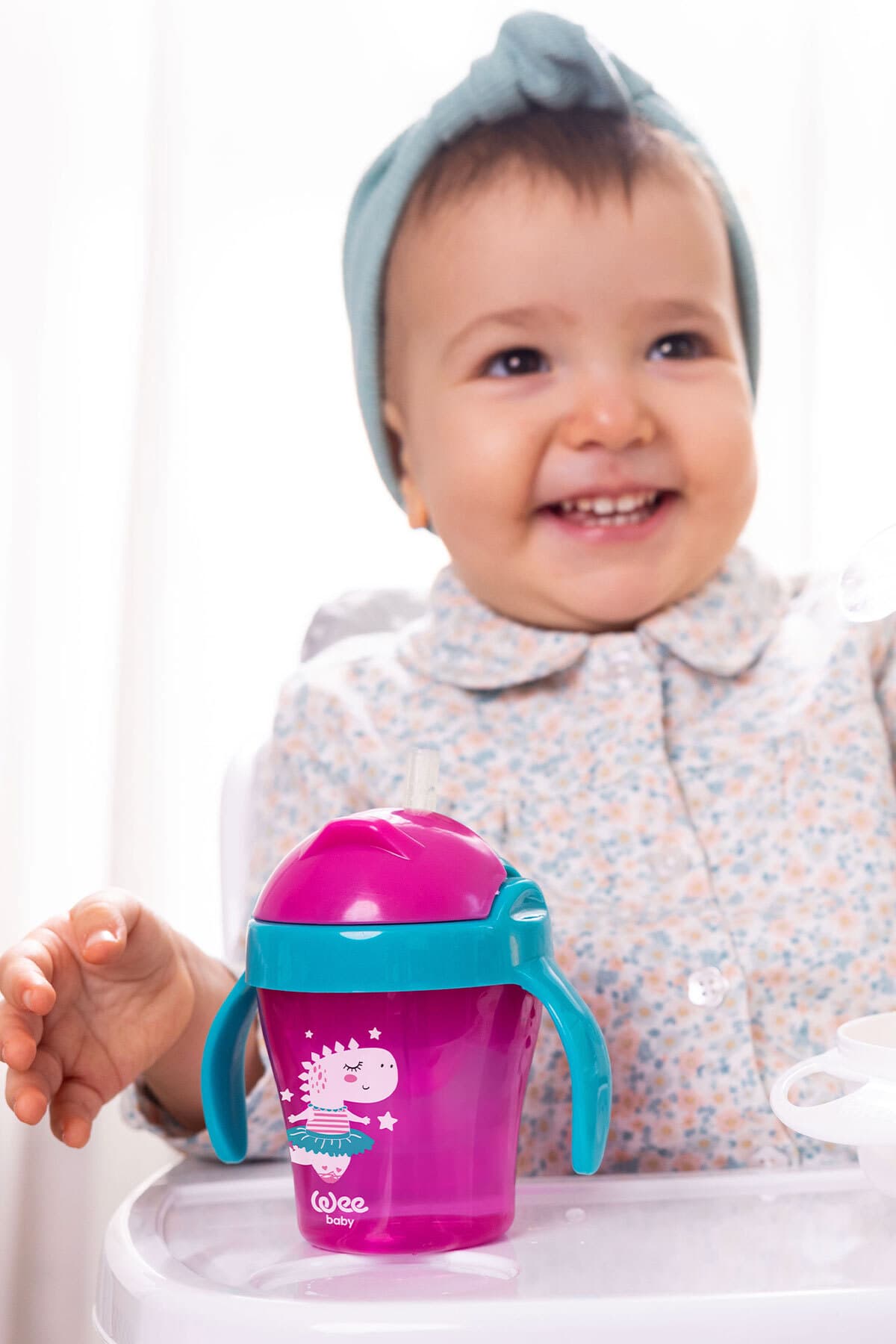 قمقمه نوزاد Wee Baby Dino نیدار دستهدار ضدنشت 200 Ml صورتی قمقمه نوزاد Wee Baby Dino نیدار دستهدار ضدنشت 200 Ml صورتی