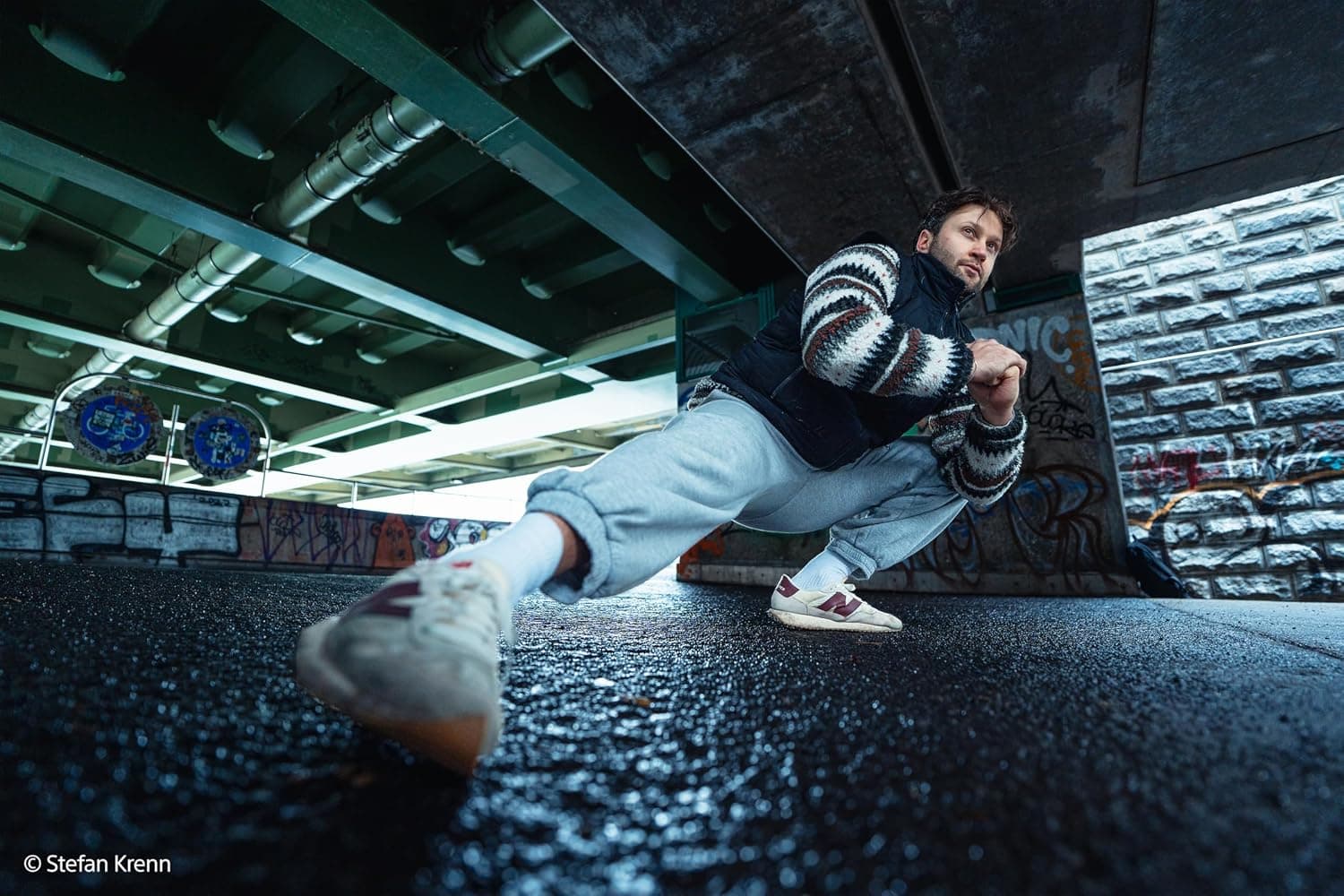 لنز پرایم فوقعریض Sony برای دوربین Full-Frame مدل FE 16mm F1.8 G لنز پرایم فوقعریض Sony برای دوربین Full-Frame مدل FE 16mm F1.8 G