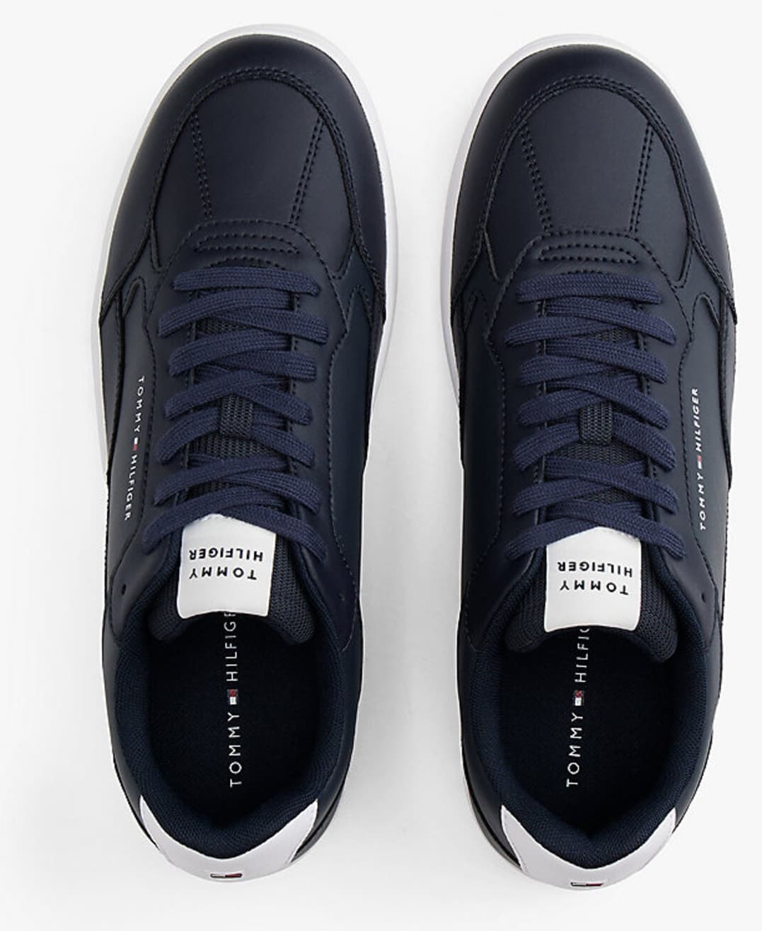 کفش کتانی مردانه Tommy Hilfiger Basket Core Stripe ساق کوتاه آبی صحرایی کفش کتانی مردانه Tommy Hilfiger Basket Core Stripe ساق کوتاه آبی صحرایی
