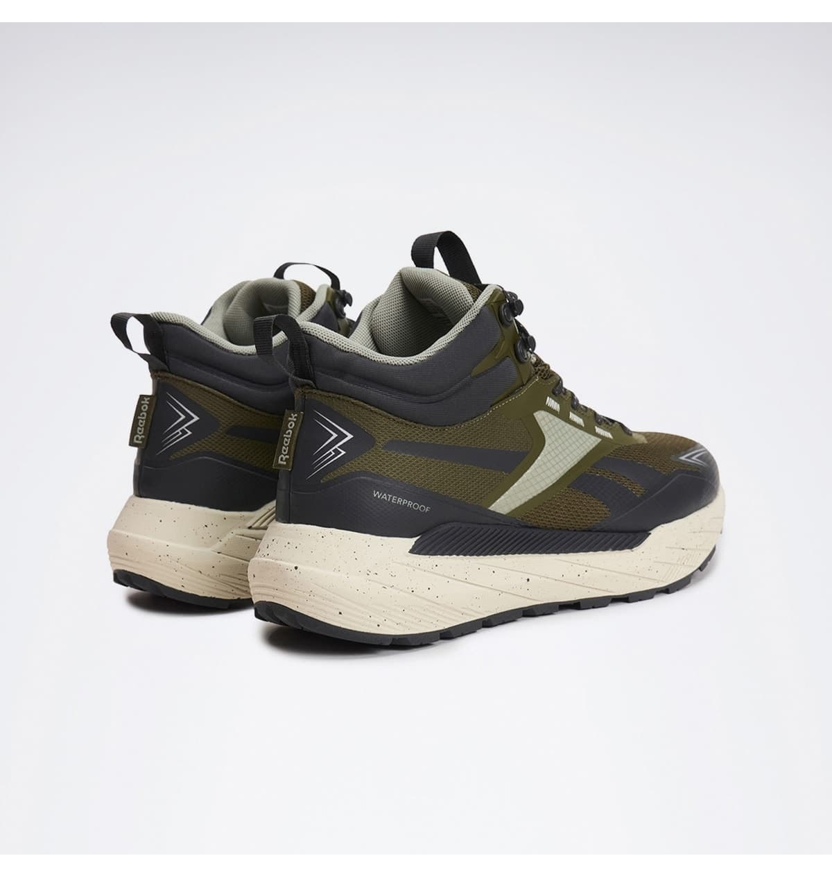 بوت مردانه Reebok مشکی مخصوص فضای باز مدل BASE TRAIL MID بوت مردانه Reebok مشکی مخصوص فضای باز مدل BASE TRAIL MID