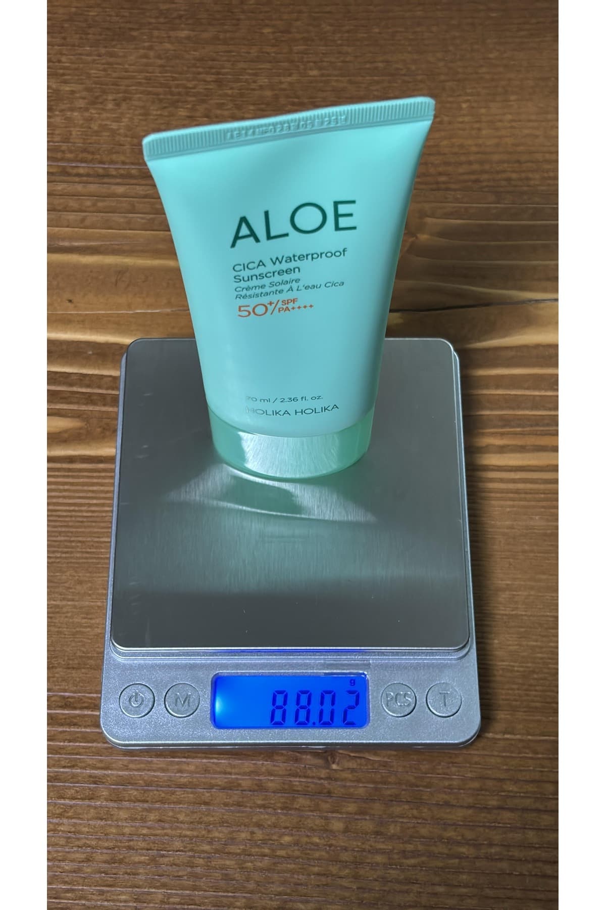 کرم ضد آفتاب Holika Holika ضدآب Aloe Cica برای پوست حساس SPF50 70ml کرم ضد آفتاب Holika Holika ضدآب Aloe Cica برای پوست حساس SPF50 70ml